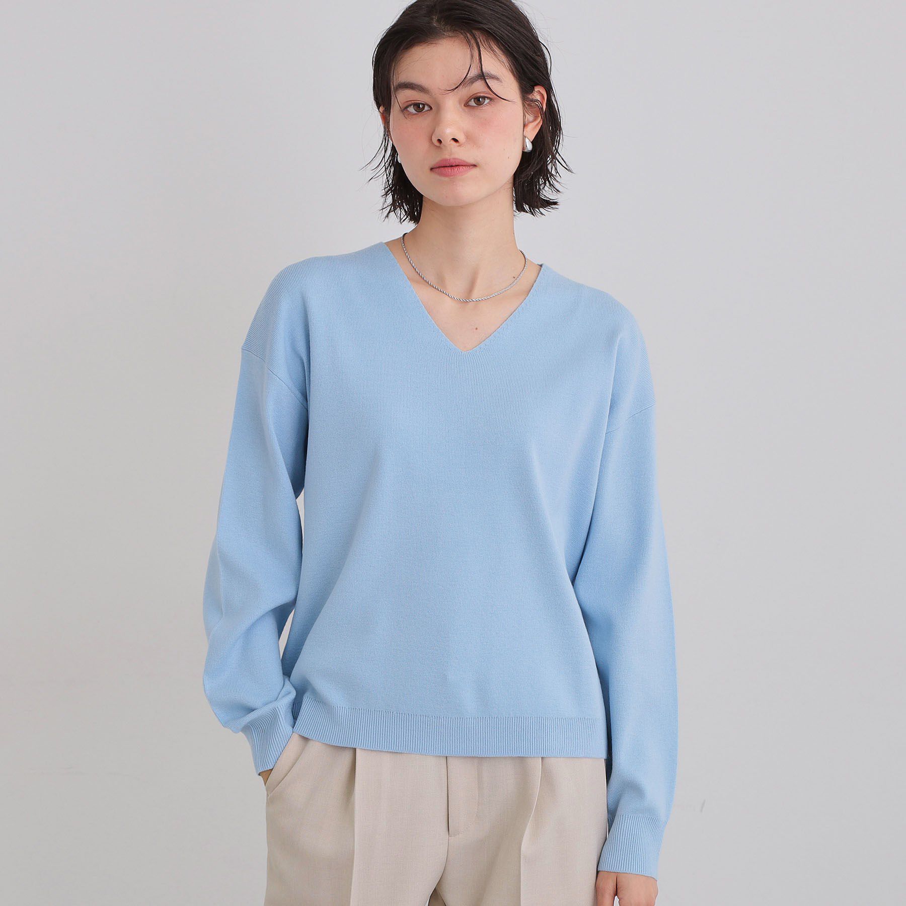THE SHOP TK「【上品見えが叶う】Vネックニット/蓄熱/毛玉になりにくい/洗濯機OK」|ニット・セーター|ブルー(091)