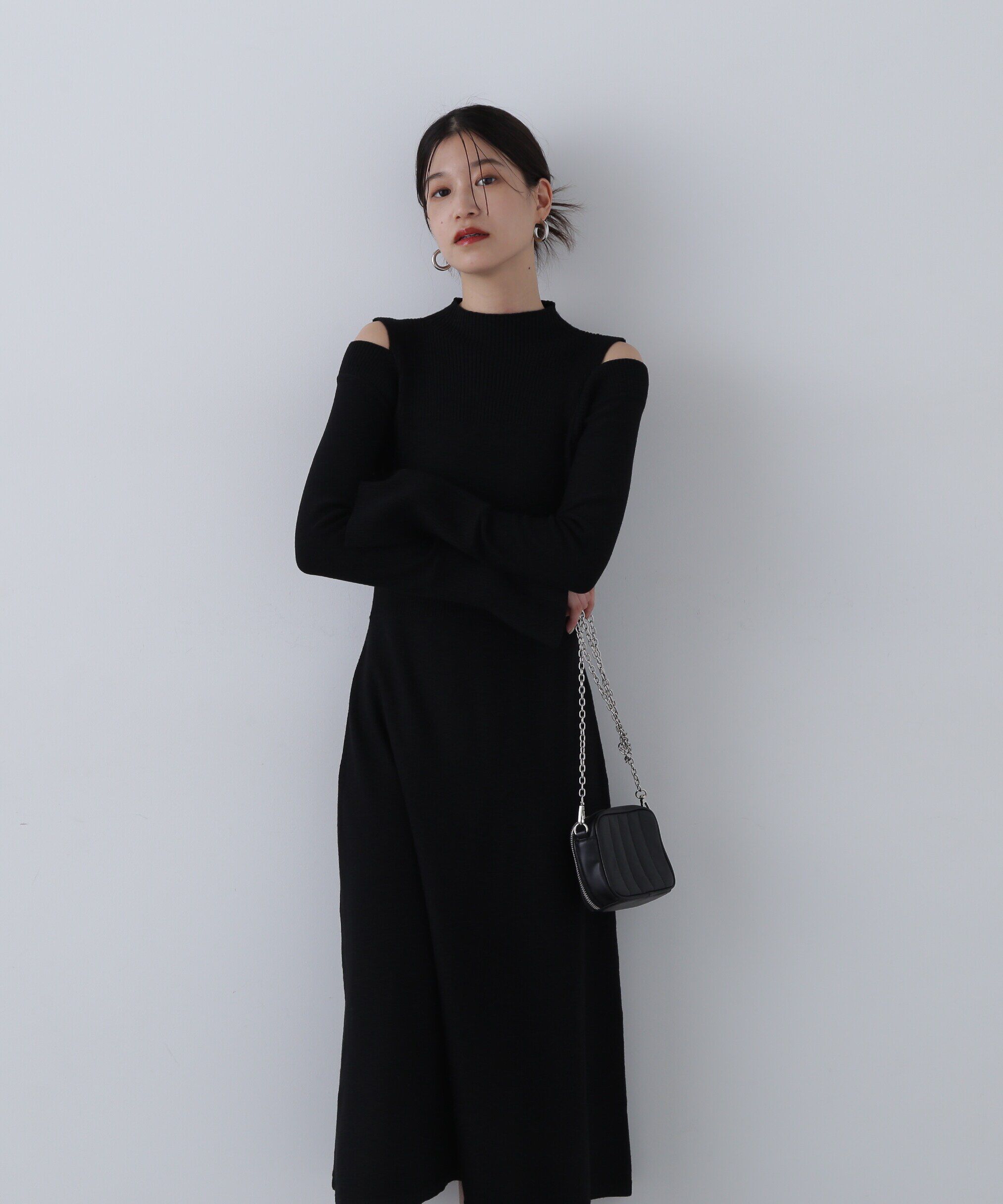  「コールドショルダーニットワンピース」|ワンピース|