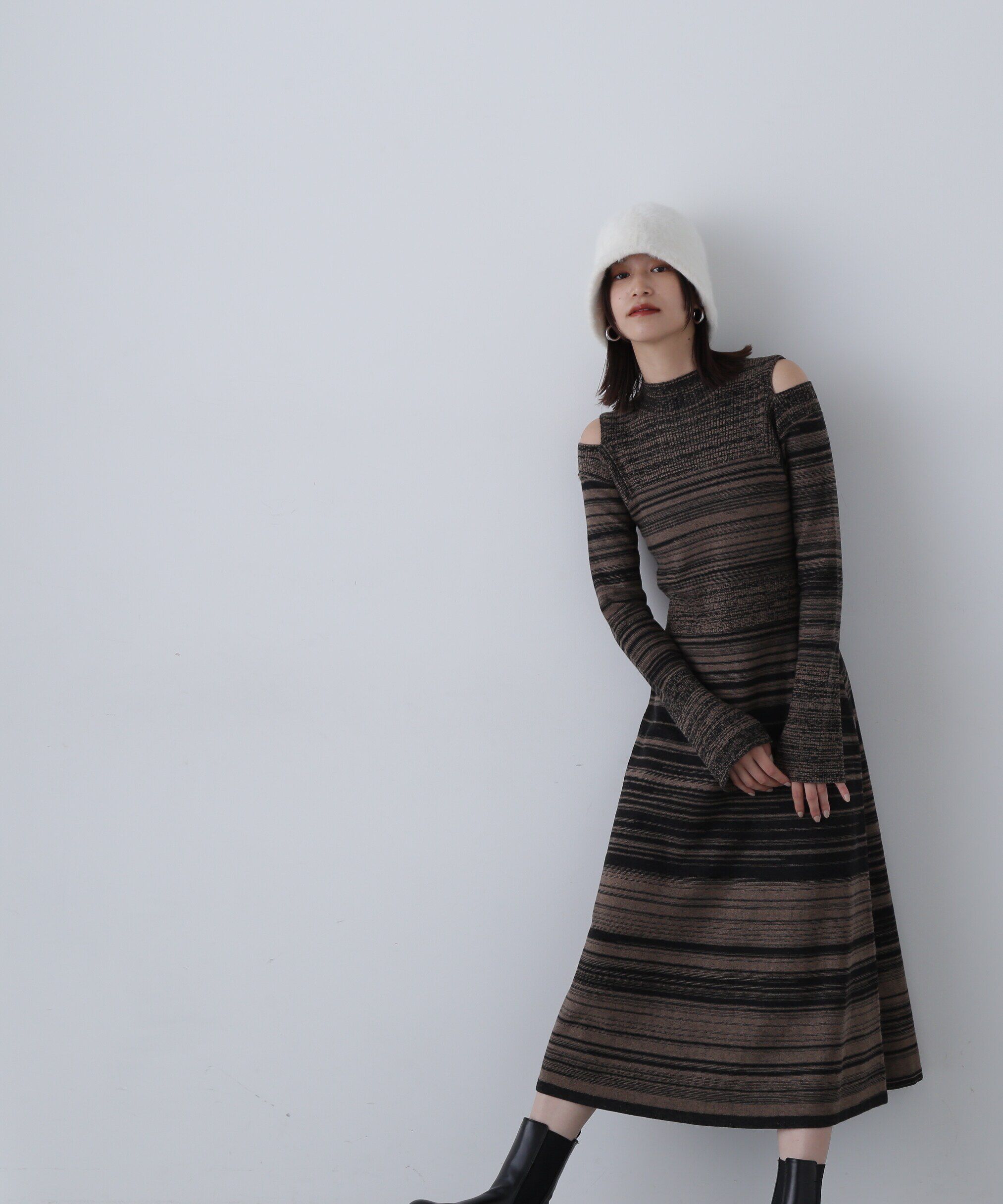  「コールドショルダーニットワンピース」|ワンピース|