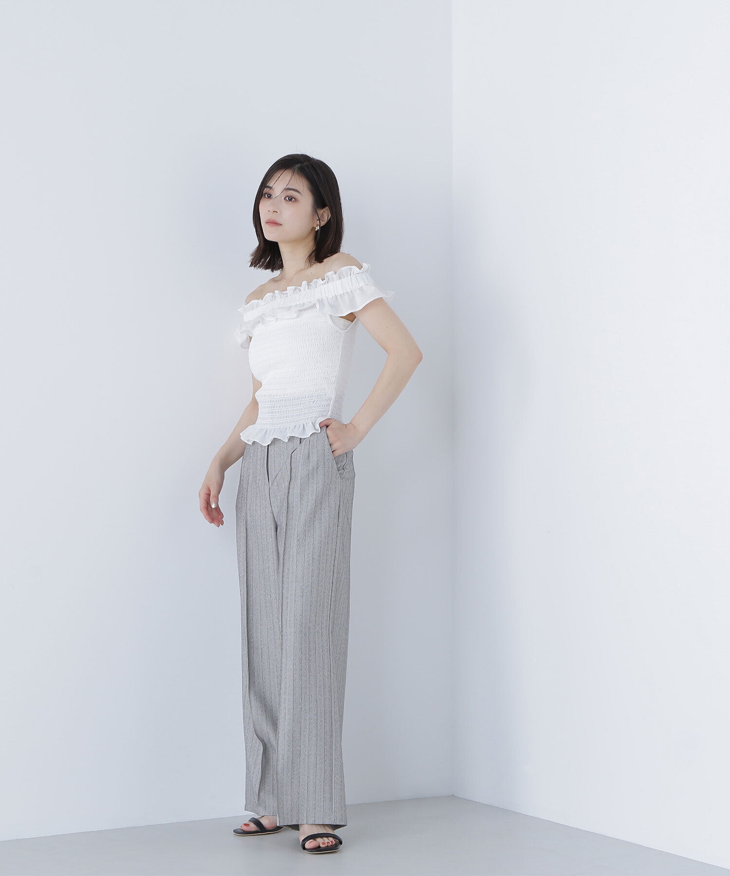  「フリルシャーリングオフショルブラウス」|シャツ・ブラウス|