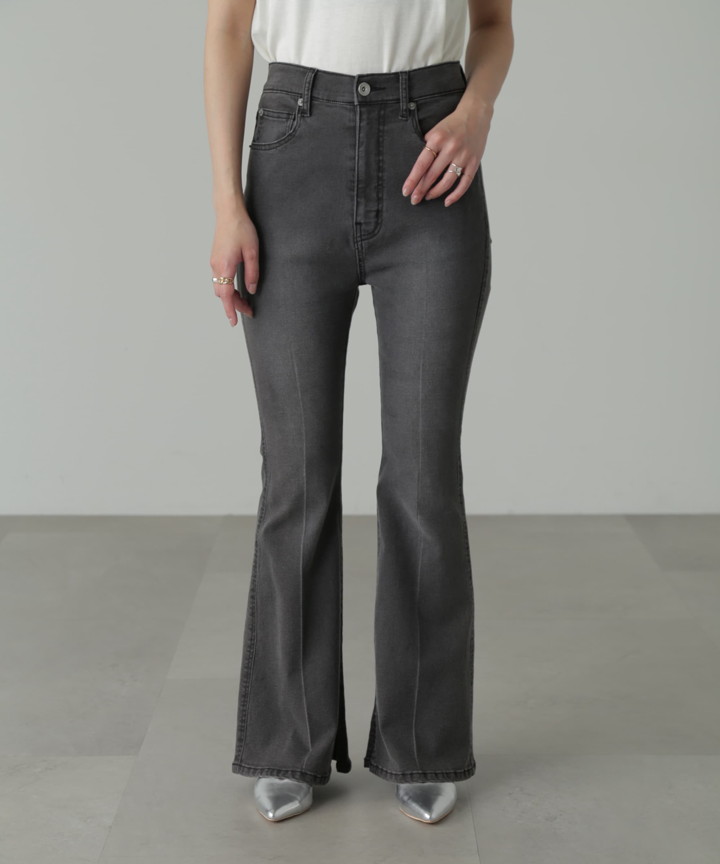  「[低身長サイズ/Sシリーズ]内スリットベルボトムデニムパンツ」|その他|ブラックデニ 1