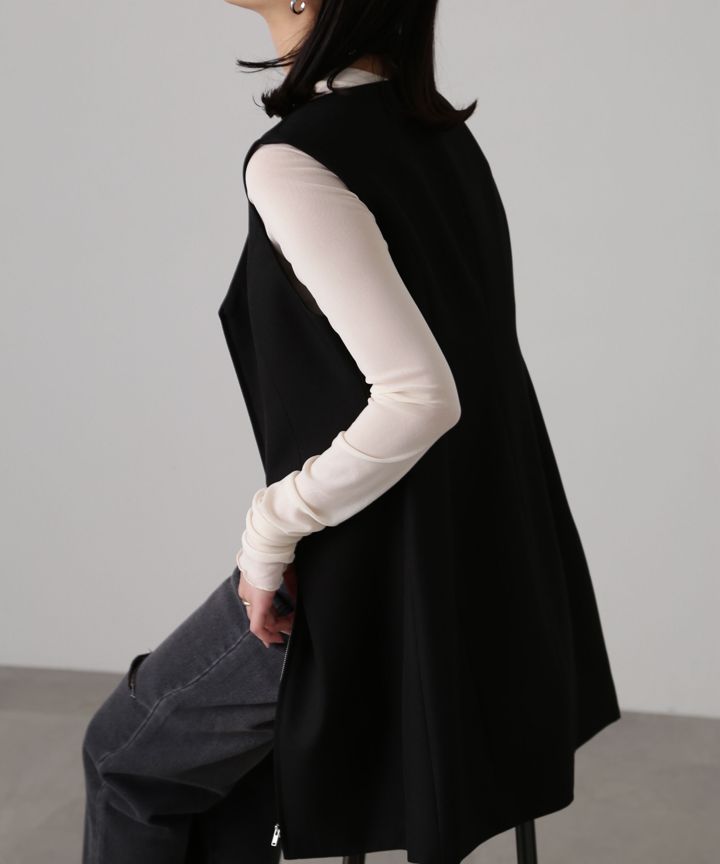  「ジップ使いミニジャンスカ」|ワンピース|