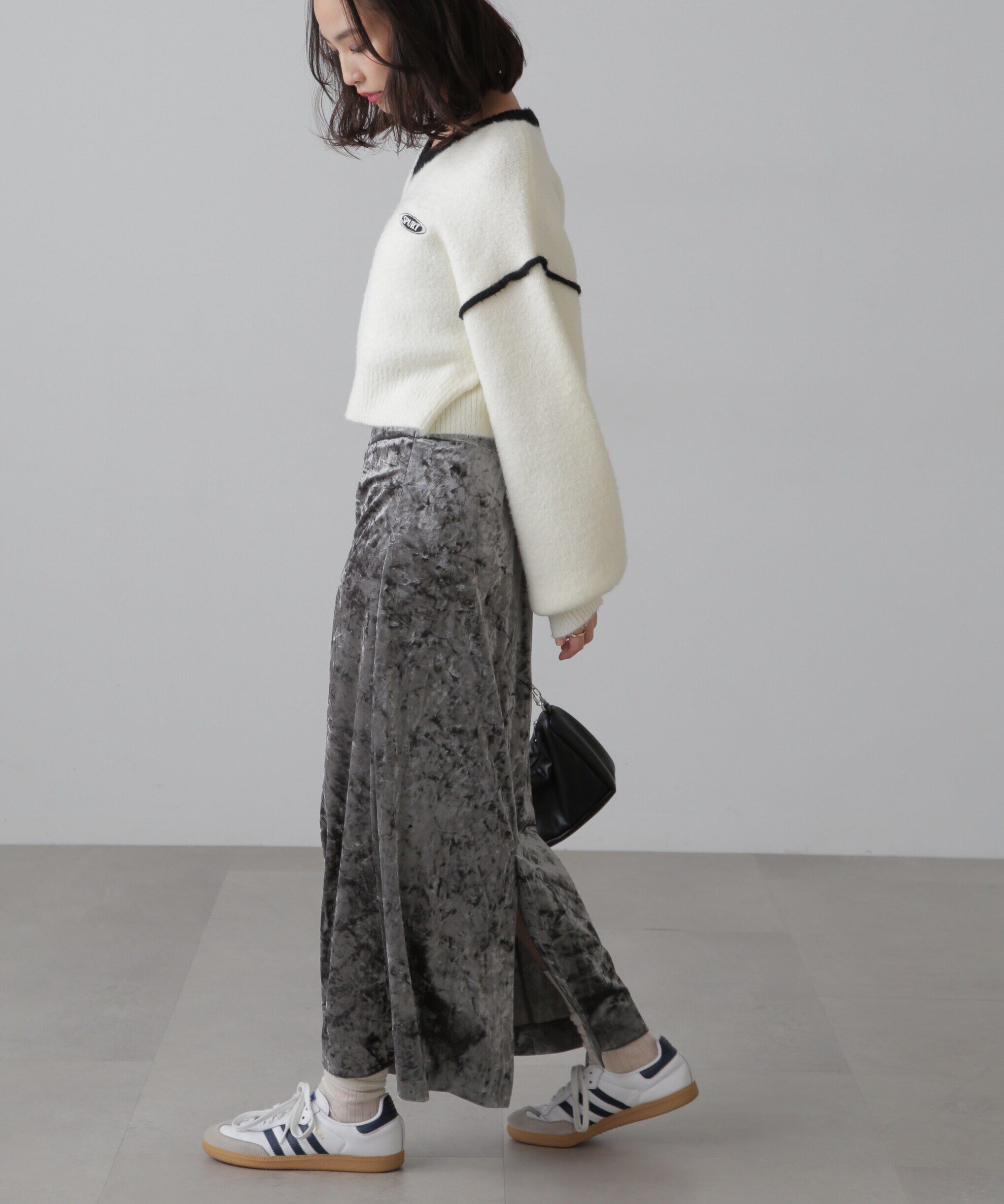  「Vネック配色ショート丈ニット」|ニット・セーター|