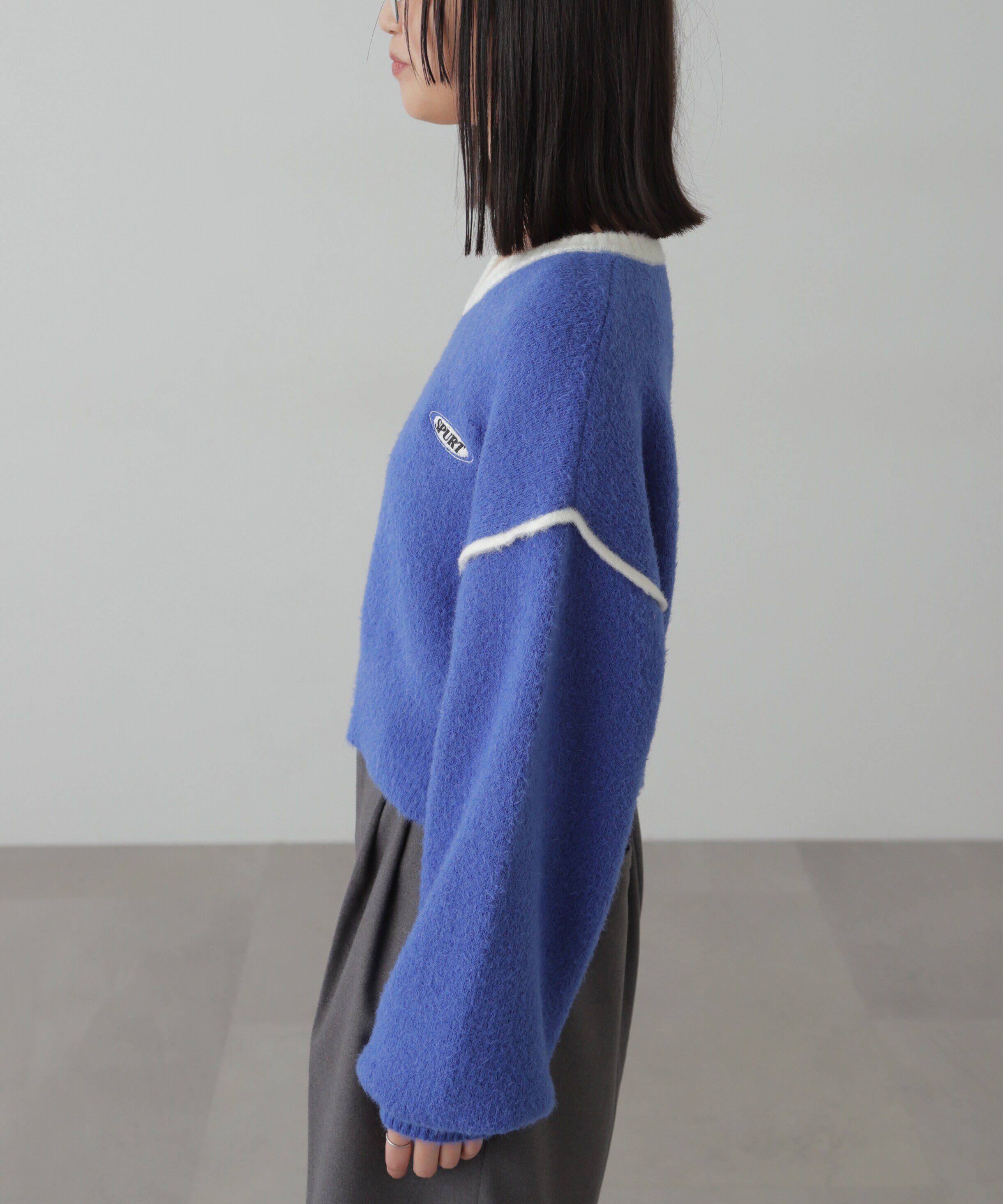  「Vネック配色ショート丈ニット」|ニット・セーター|