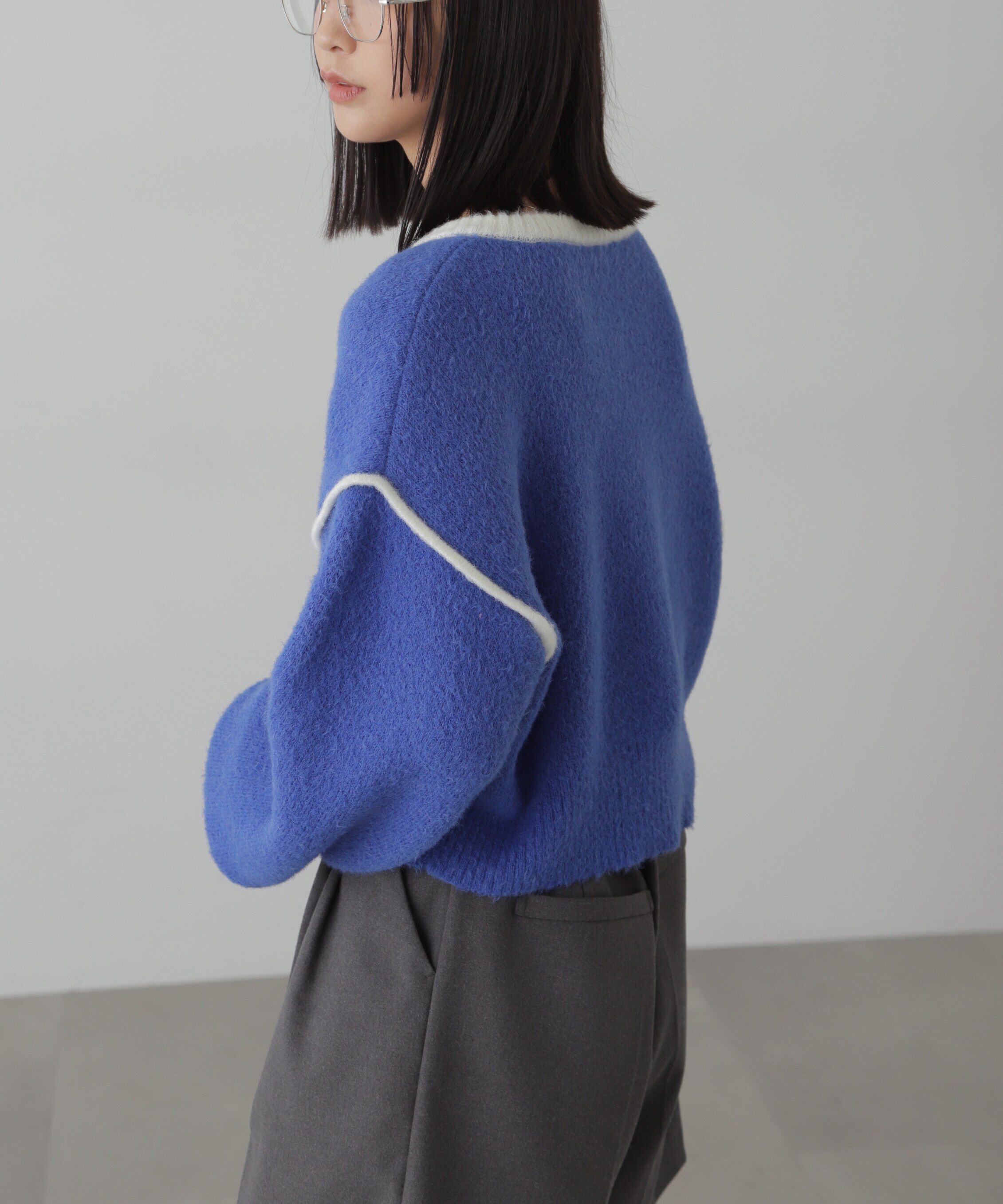  「Vネック配色ショート丈ニット」|ニット・セーター|