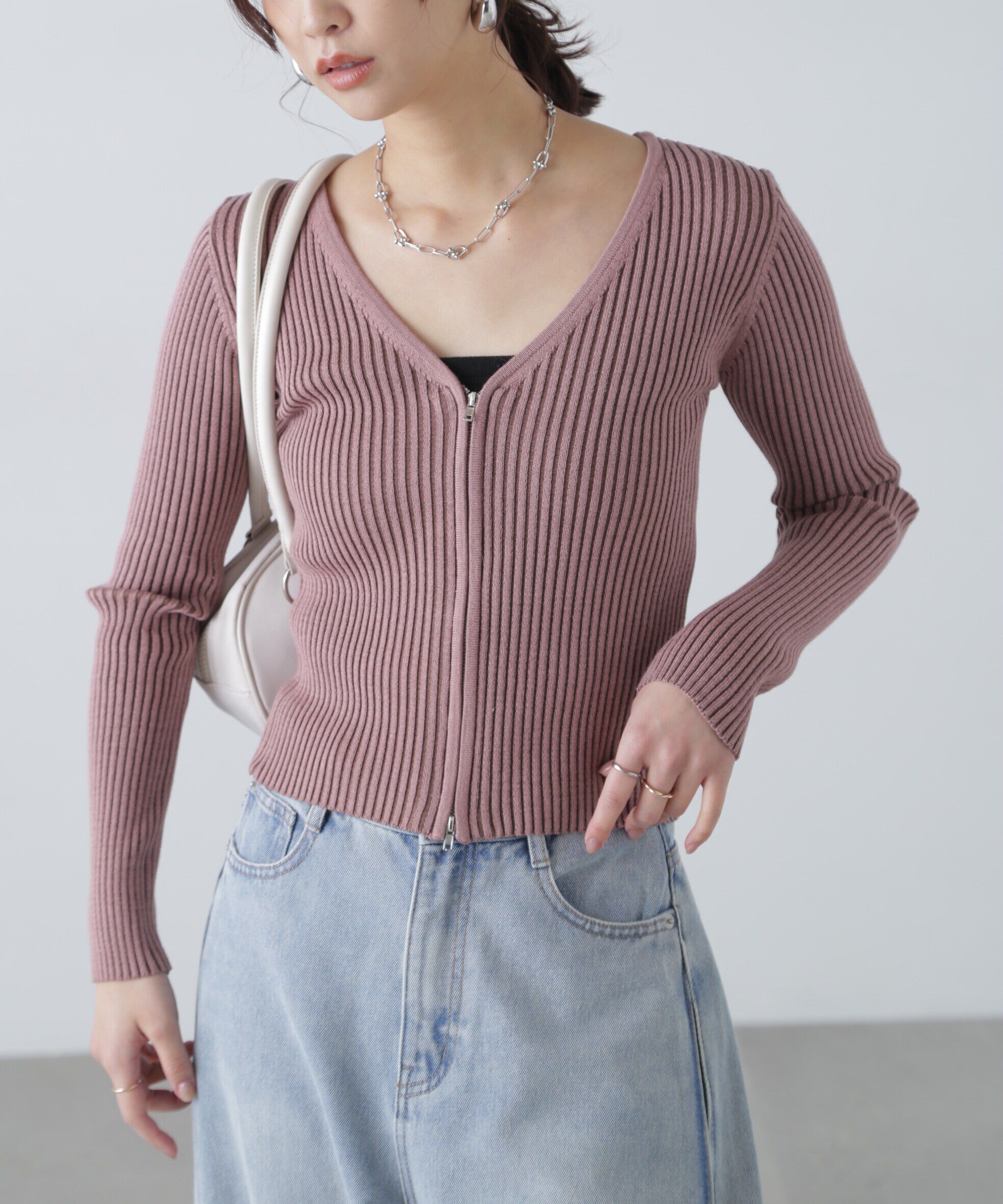  「フロントジップリブVネックニット」|ニット・セーター|
