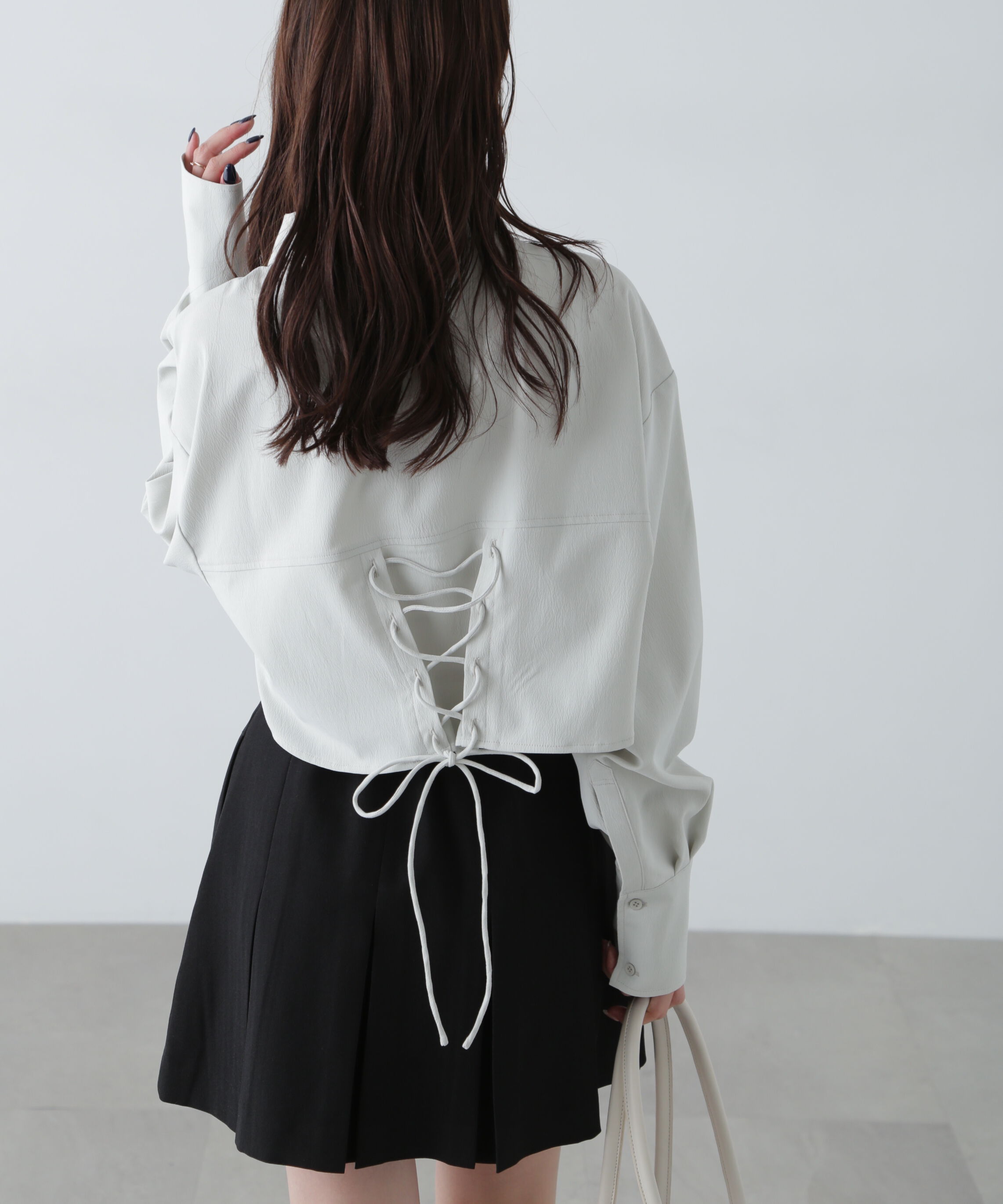  「バックレースアップショート丈シャツ」|シャツ・ブラウス|