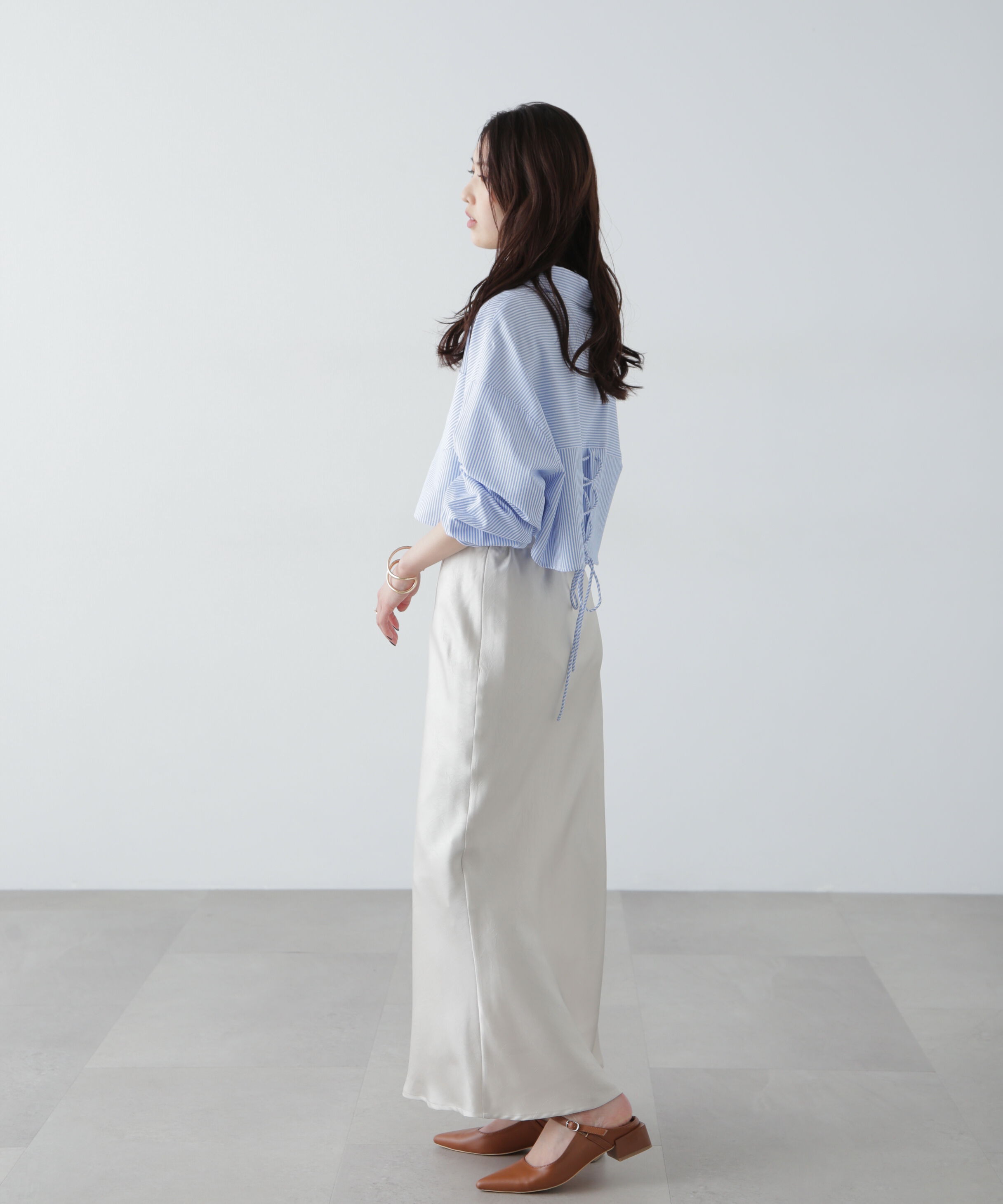  「バックレースアップショート丈シャツ」|シャツ・ブラウス|