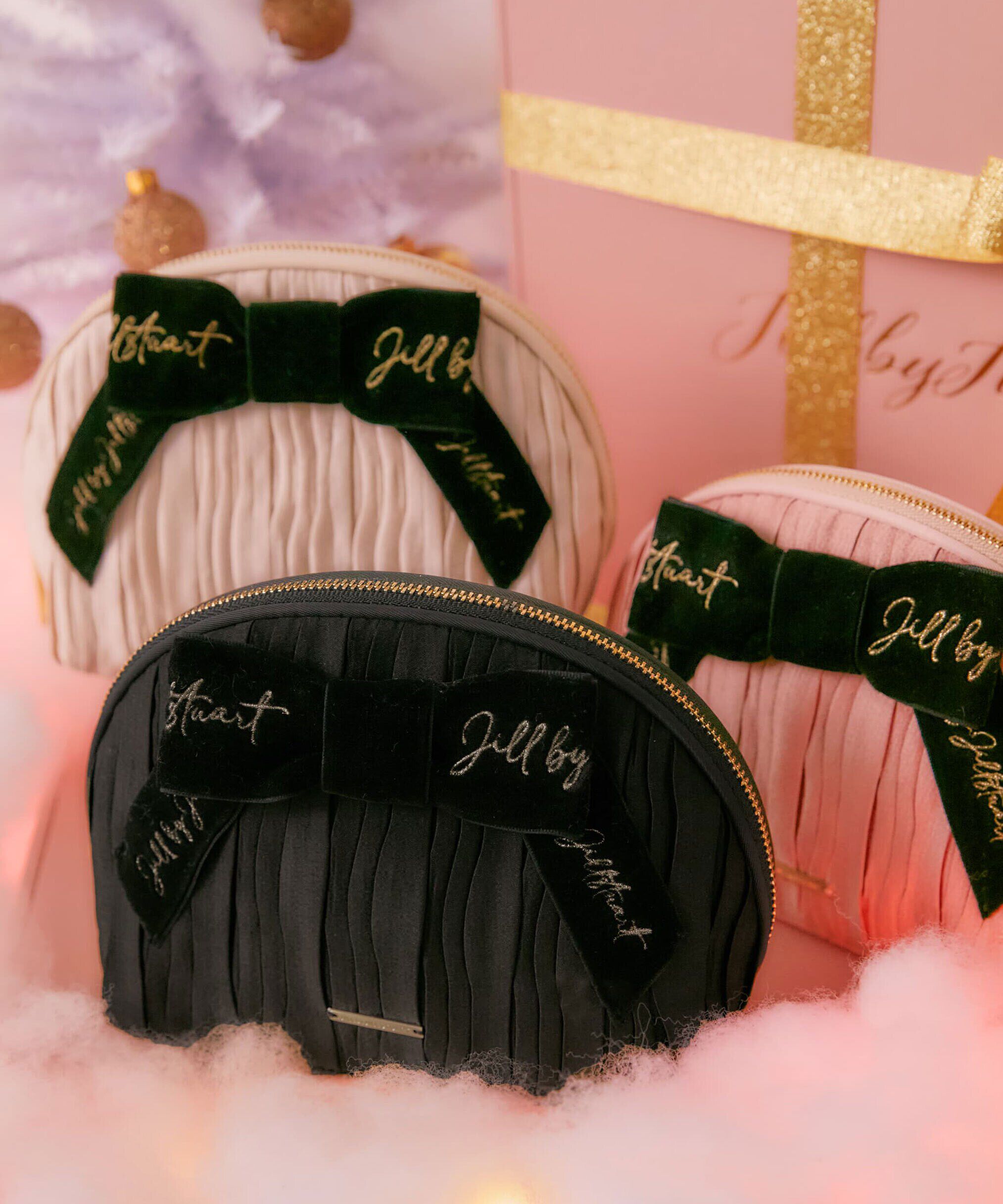  「Holiday ポーチ」|財布|ブラック