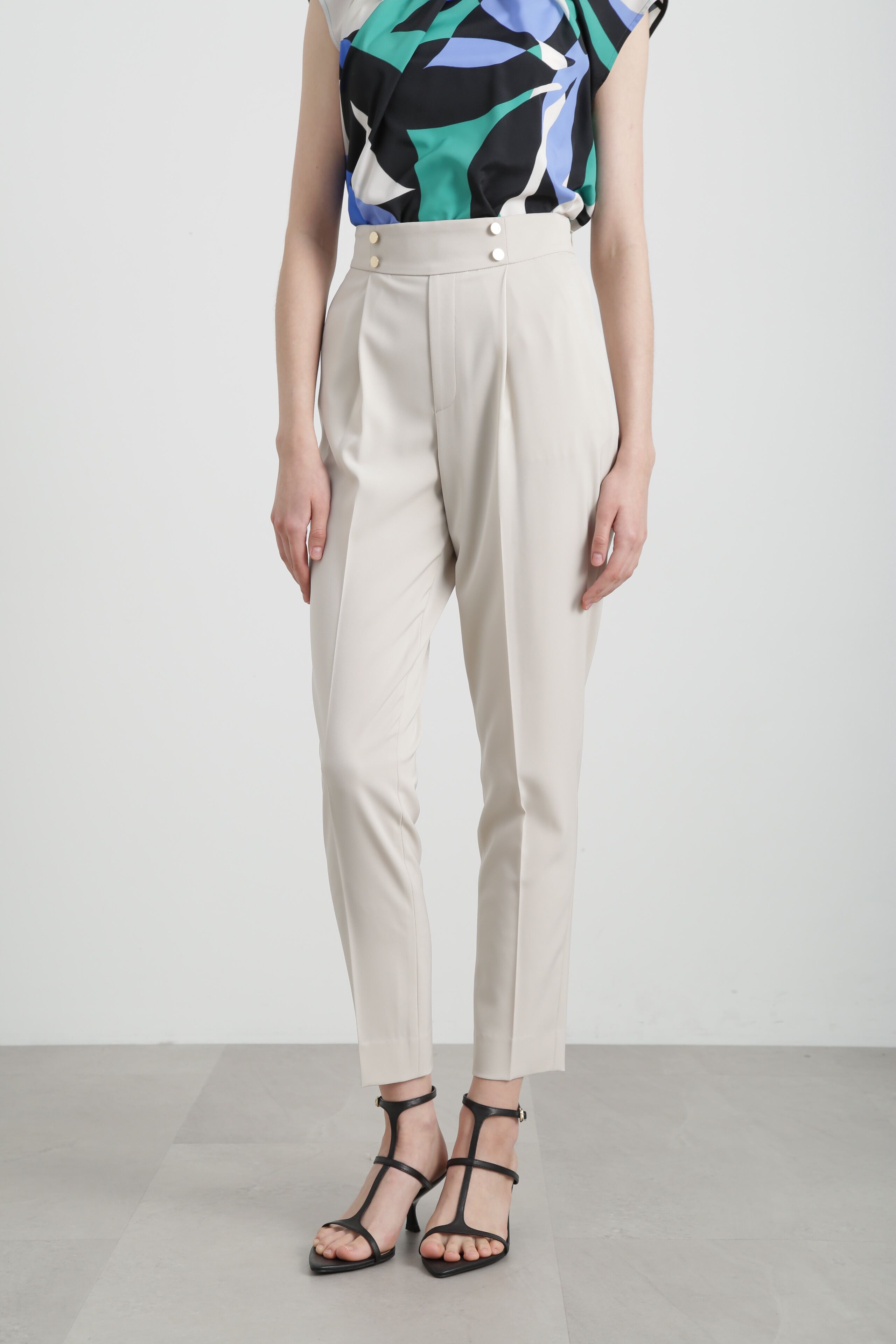  「◆ワンタックテーパードパンツ」|その他|ベージュ