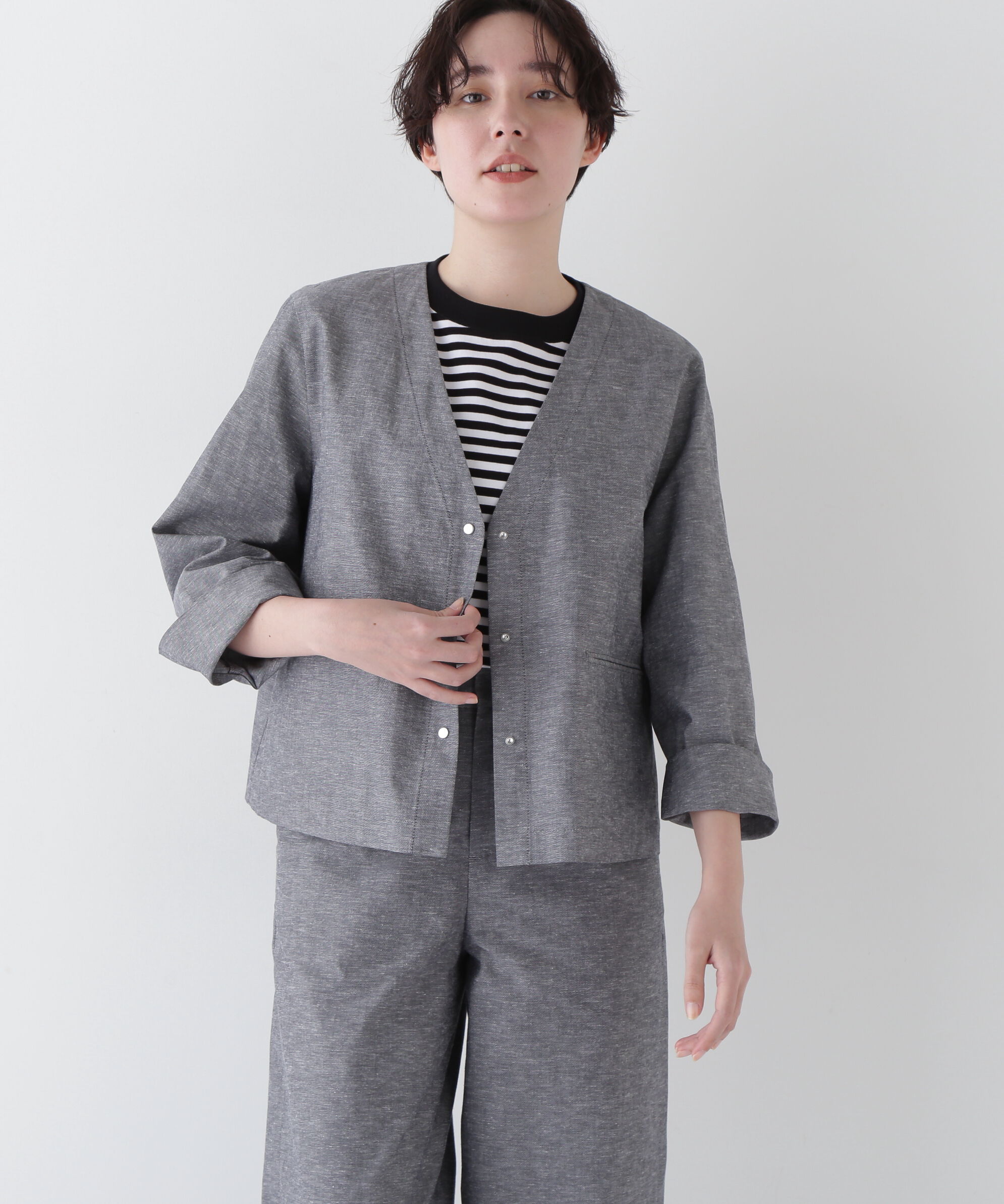  「◆綿麻シャンブレーVネックブルゾン」|ブルゾン・スタジャン|ネイビー