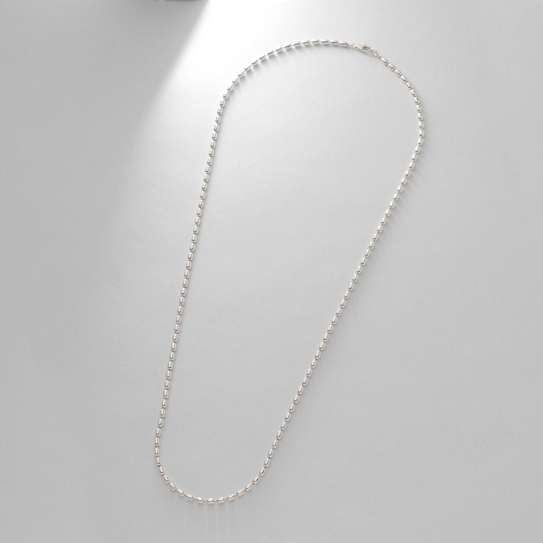 COCOSHNIK ONKITSCH「シルバー デザインチェーン オーバルボールM ネックレス」|ネックレス|