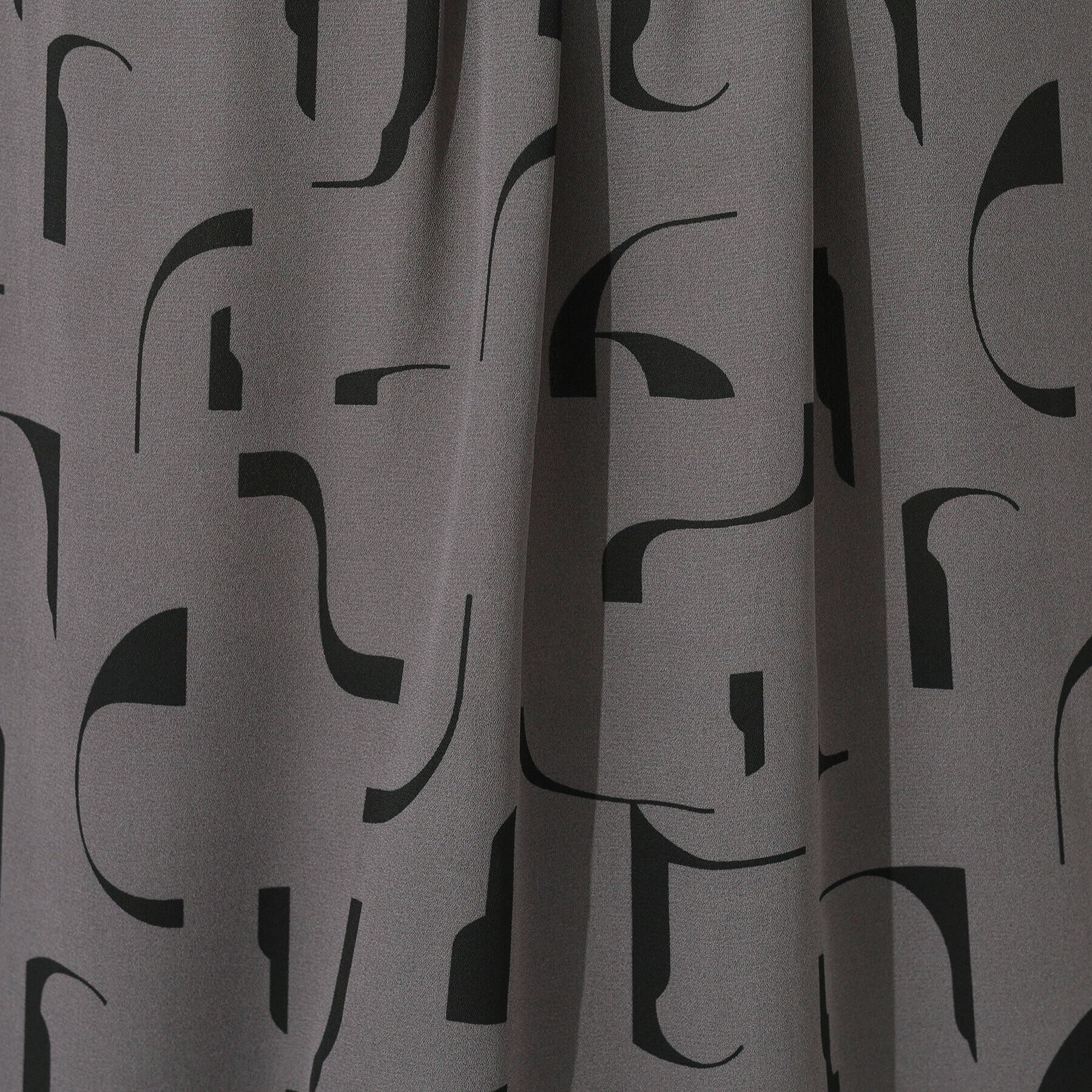 SHOO･LA･RUE「【洗える】周りと差がつく プリントハイネックブラウス」|シャツ・ブラウス|