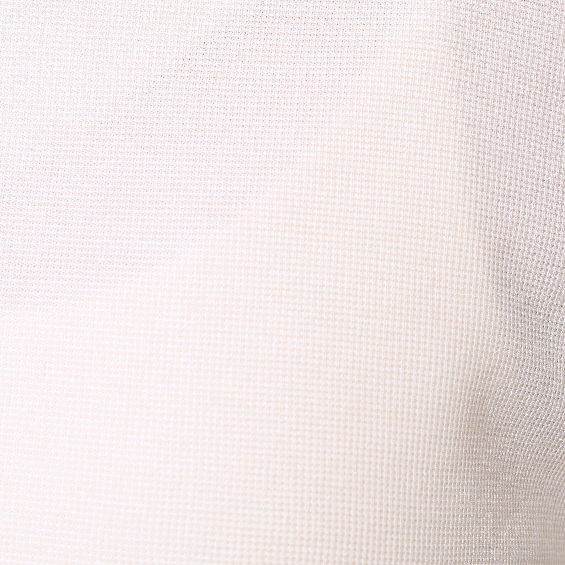 SHOO･LA･RUE「上品な女性らしさを演出　すっきり魅せるVネックトップス」|Tシャツ・カットソー|