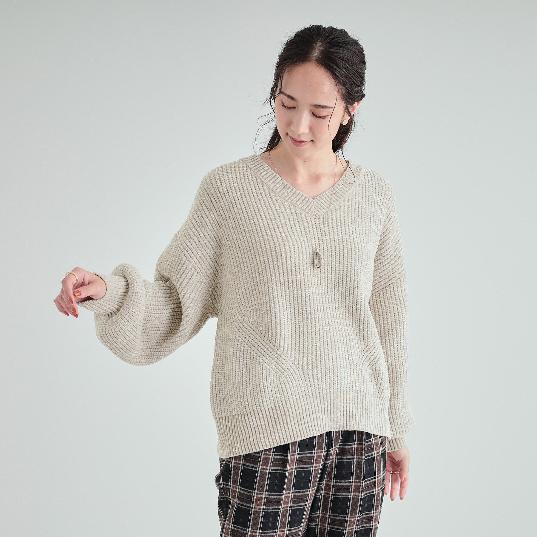 SHOO･LA･RUE「【S-LL/前後2WAY】大人のゆるさが魅力 ベロア風ラメモールニット」|ニット・セーター|