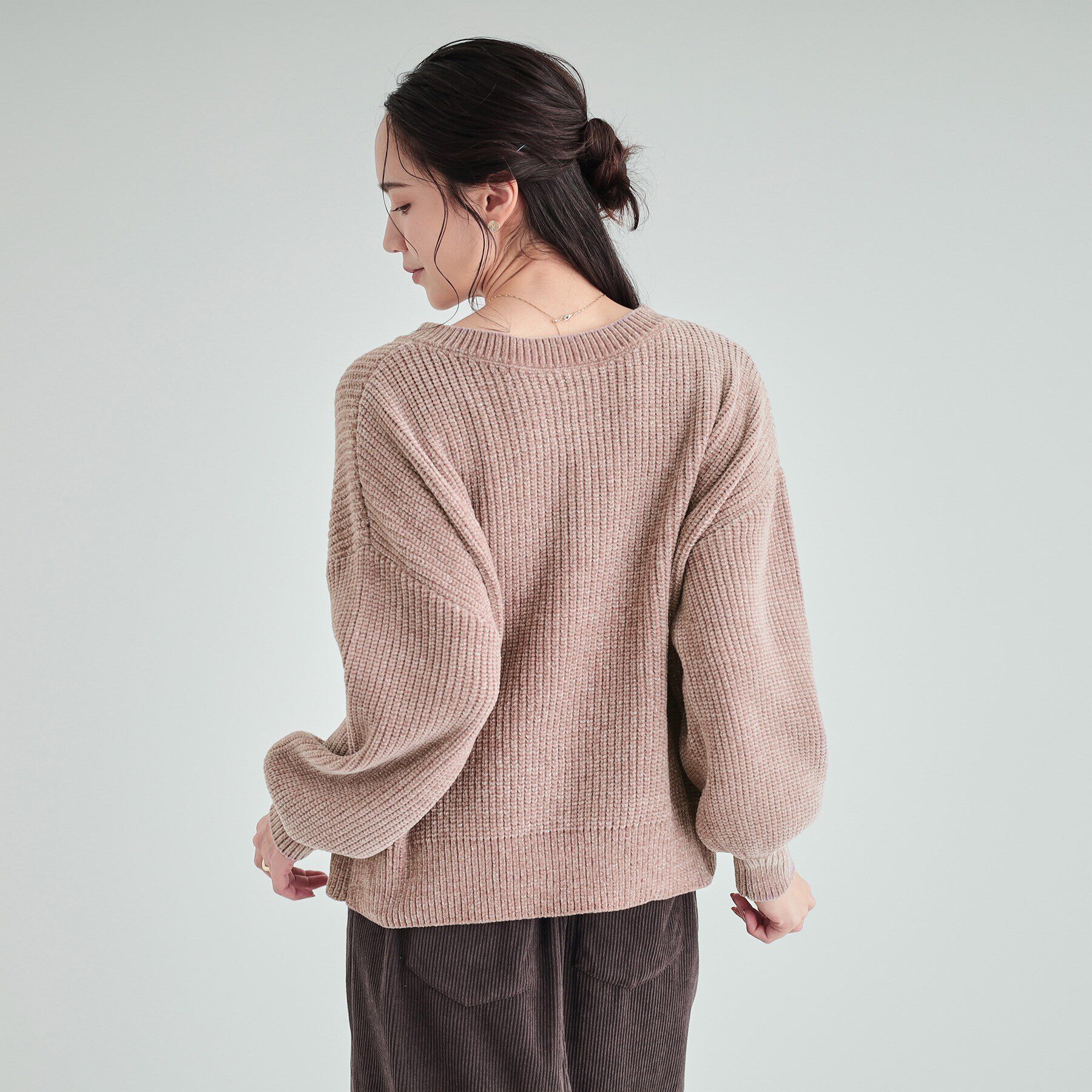 SHOO･LA･RUE「【S-LL/前後2WAY】大人のゆるさが魅力 ベロア風ラメモールニット」|ニット・セーター|