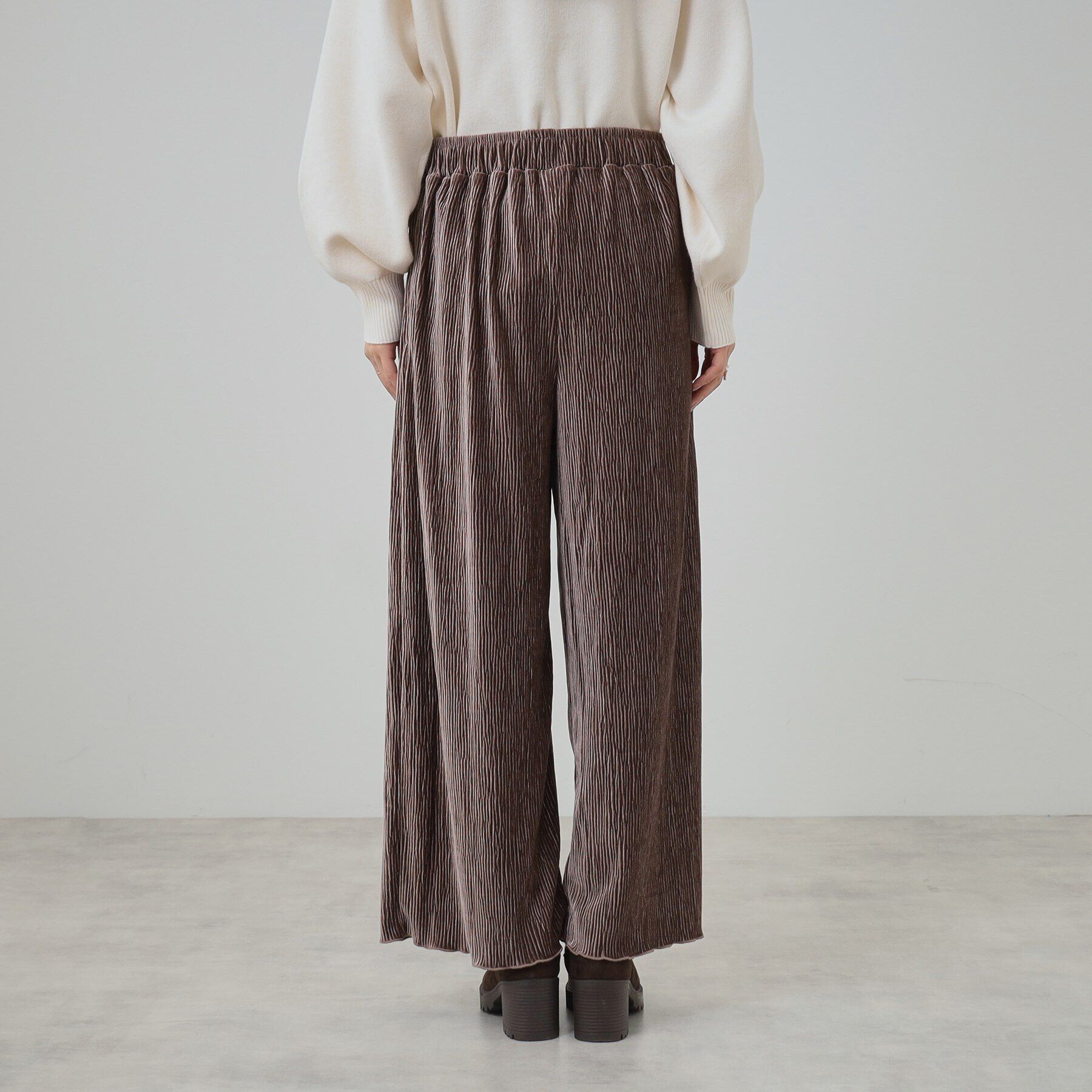 SHOO･LA･RUE「【S-LL】クラッシュベロア調 ランダムプリーツ イージーパンツ」|その他|