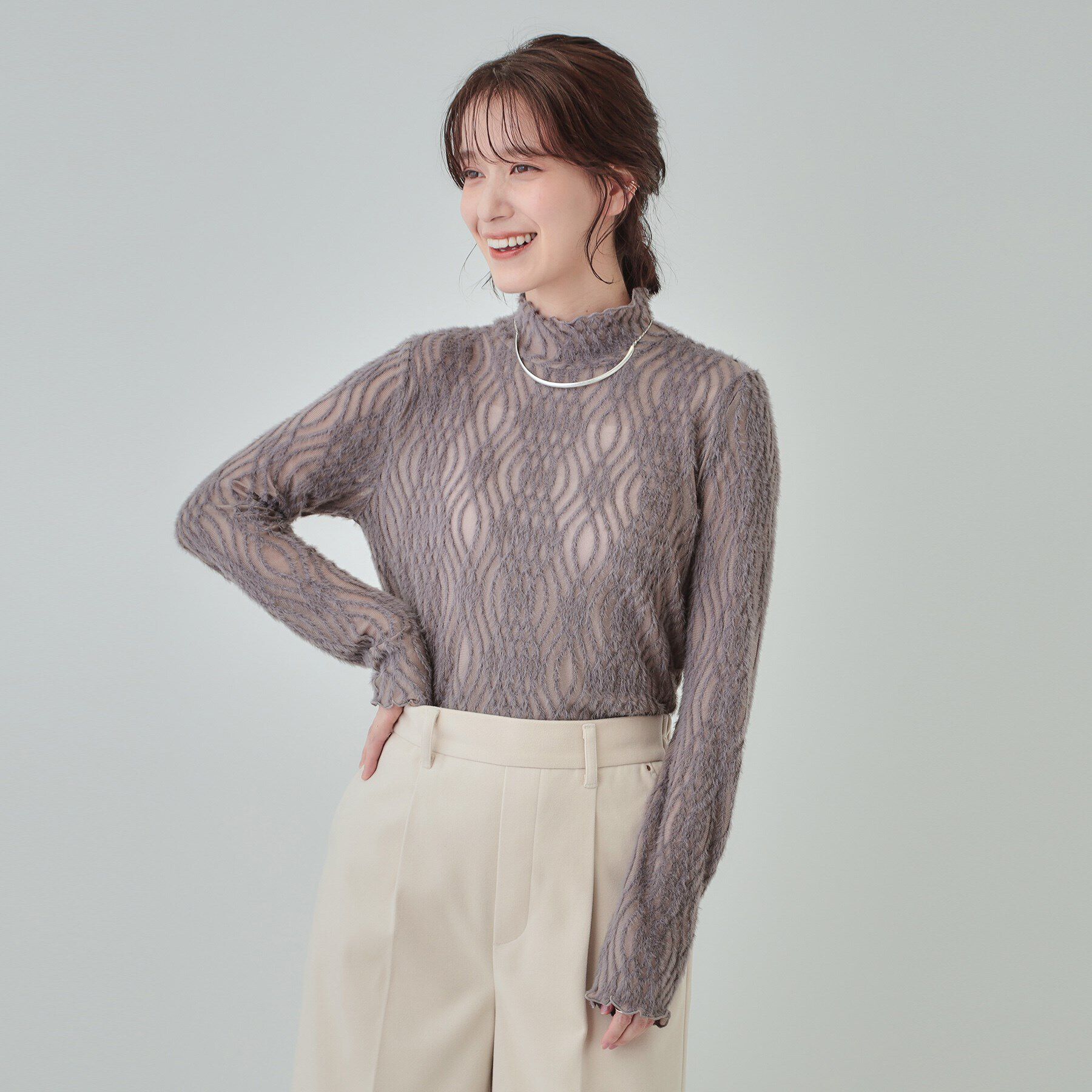 SHOO･LA･RUE「【S-LL/洗える】レイヤードコーデに ふわふわフェザー調ウェーブ柄インナー」|Tシャツ・カットソー|