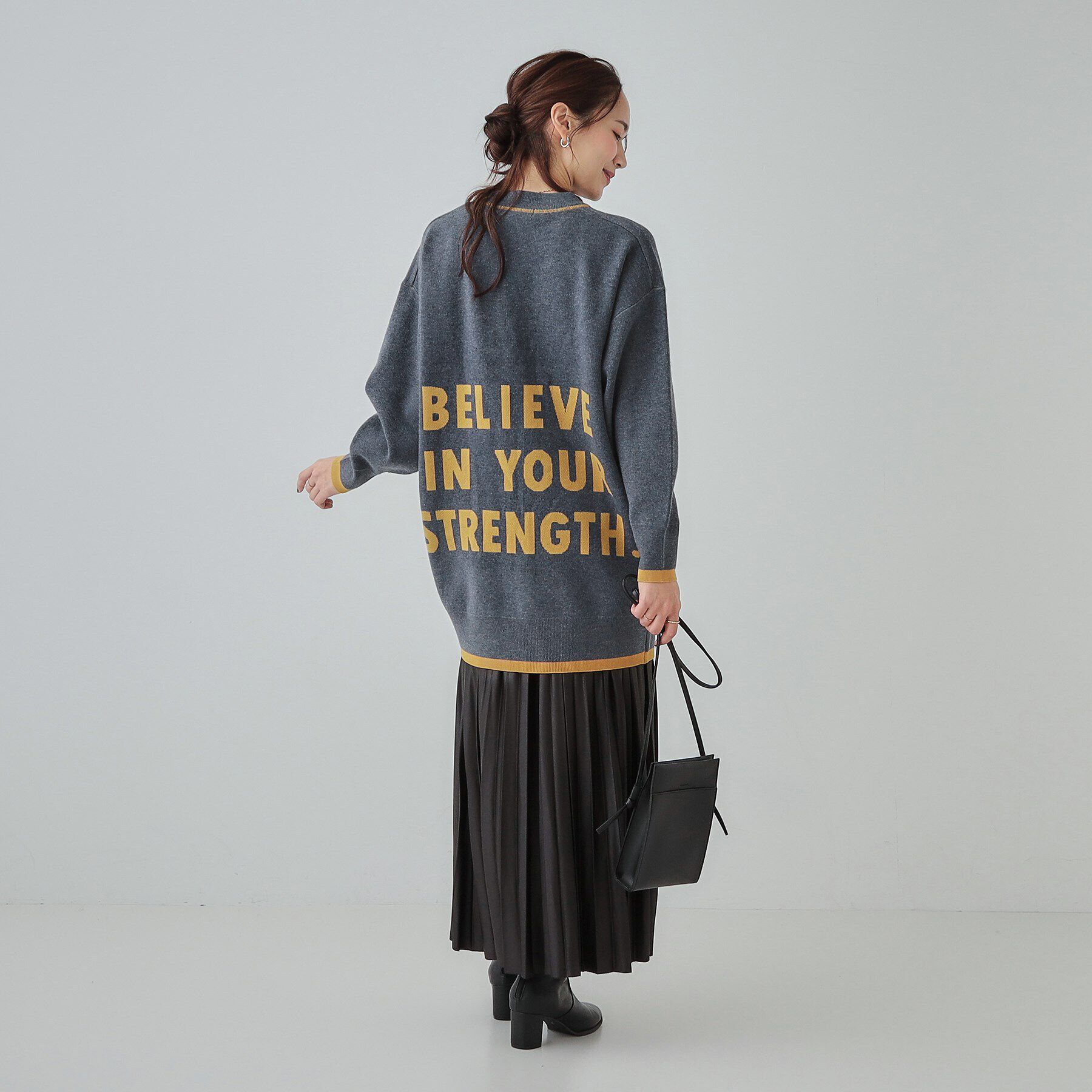 SHOO･LA･RUE「【S-LL】バックロゴがアクセント もちもちやわらかニットチュニック」|チュニック|