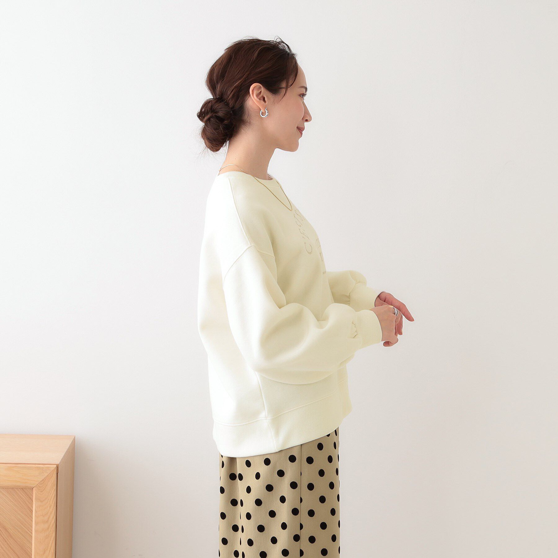 SHOO･LA･RUE「【S-LL】ロゴ刺繍で大人っぽく 裏起毛トップス」|Tシャツ・カットソー|