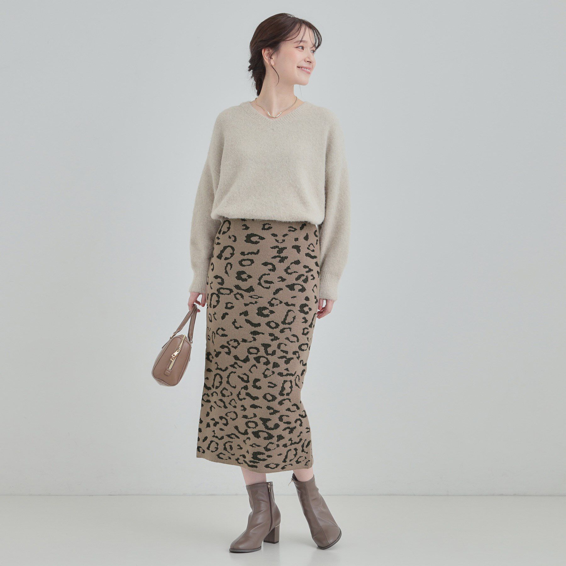 SHOO･LA･RUE「【S-LL】シンプルコーデが引き立つ レオパード柄ニットナロースカート」|スカート|