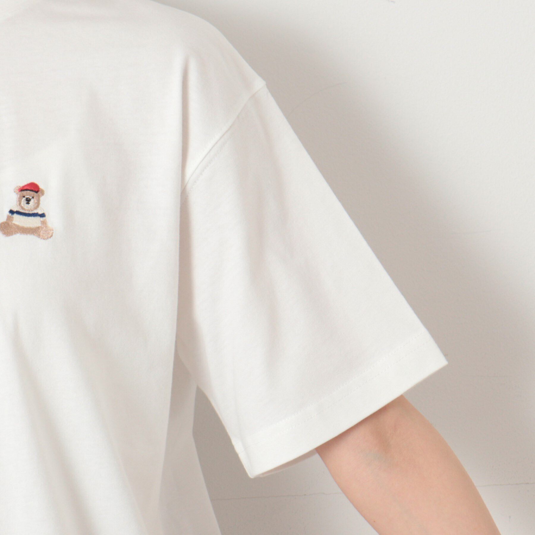 Dessin「【ユニセックス・洗える】ベアワンポイントTシャツ」|Tシャツ・カットソー|