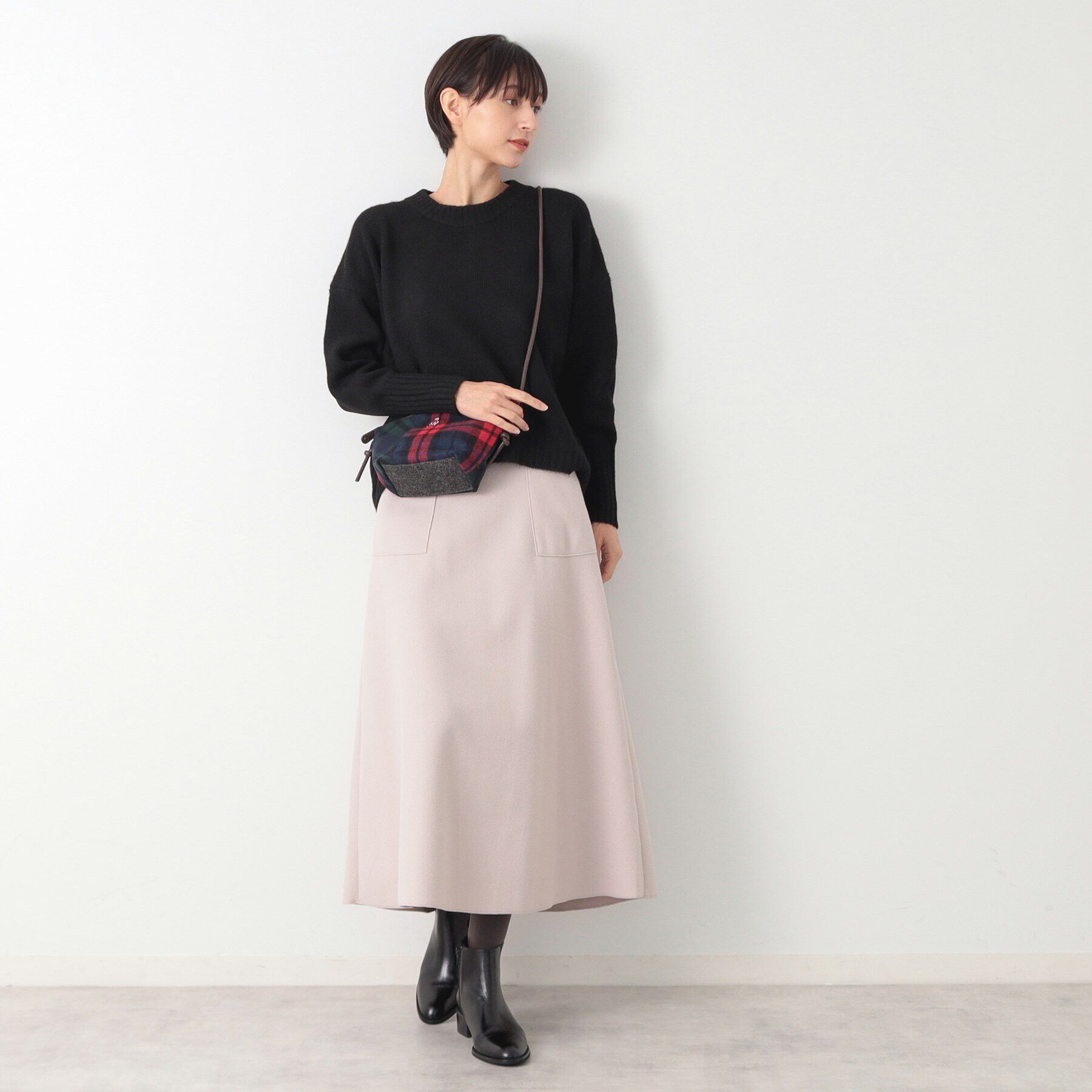 Dessin「【洗える】ショート丈ワイドクルーネックニット（XS～L）」|ニット・セーター|