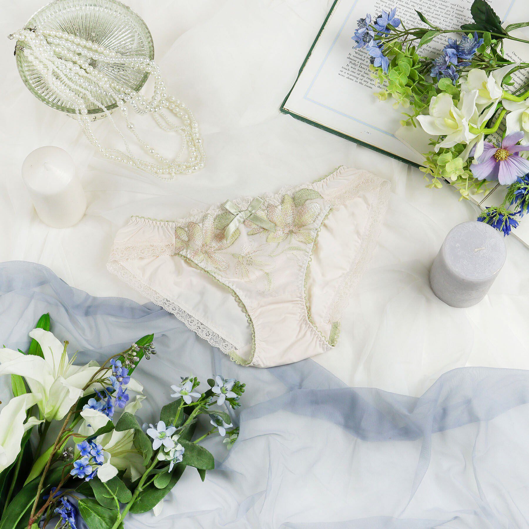 Risa Magli「イレーナ ノーマルショーツ」|インナー|クリーム(054)