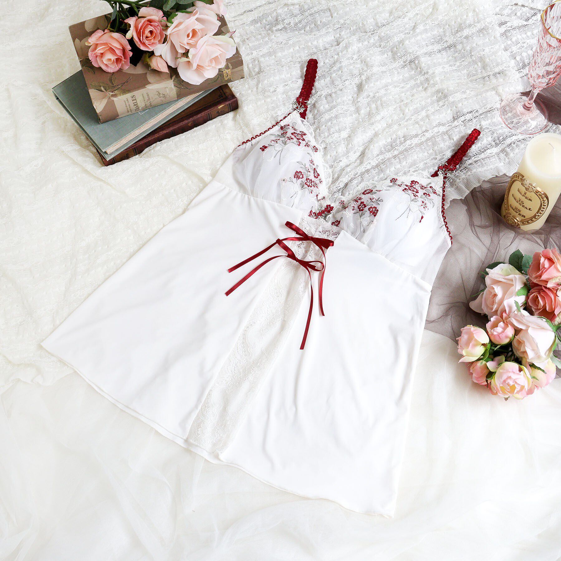 Risa Magli「リア カップ付キャミソール」|キャミソール|アイボリー(004)