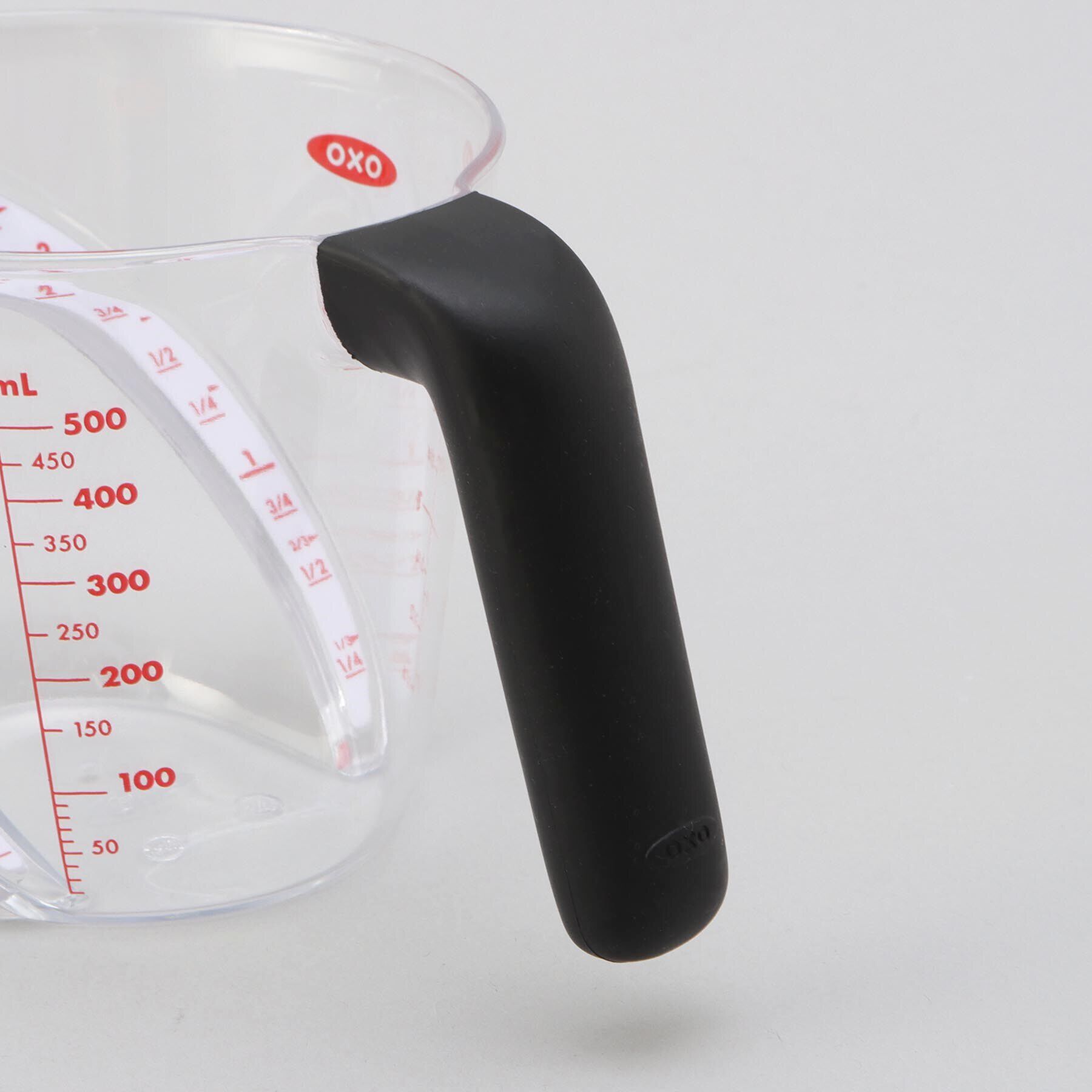 212 KITCHEN STORE「アングルドメジャーカップ 500ml  ＜OXO オクソー＞」|食器・キッチングッズ|