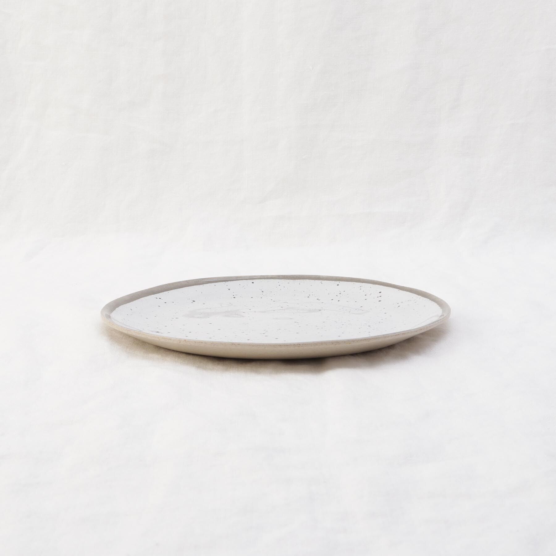 212 KITCHEN STORE「リトリートポタリー サラダプレート 21cm ＜ABODE アボード＞」|食器・キッチングッズ|