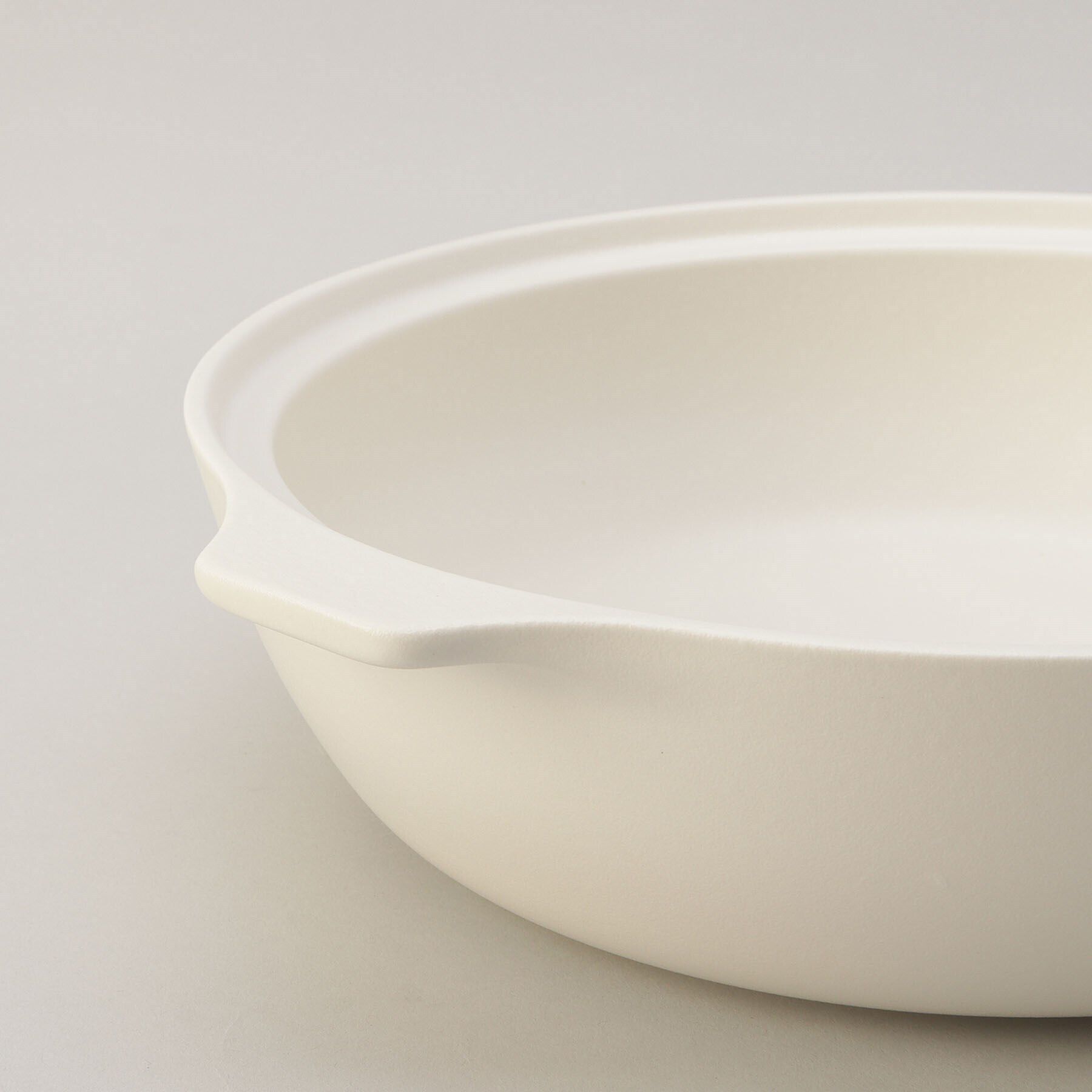 212 KITCHEN STORE「KAKOMI 直火土鍋 2.5L WH  ＜KINTO キントー＞」|食器・キッチングッズ|