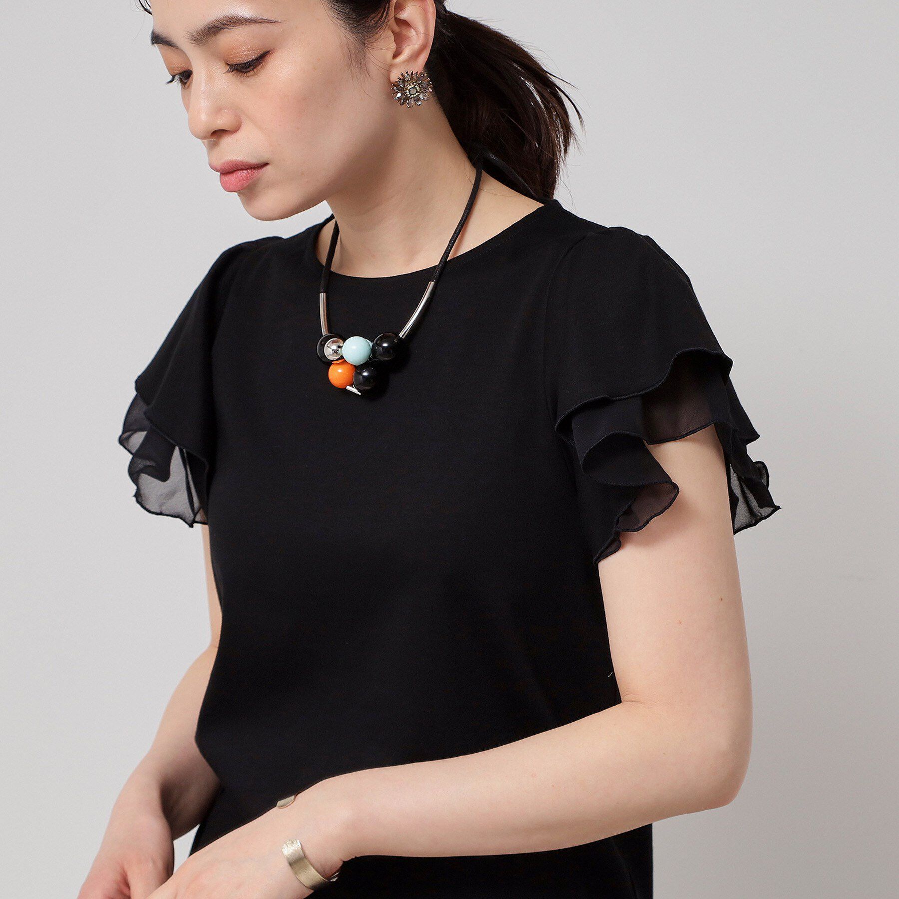 SunaUna「【接触冷感／S～Lサイズ展開】シフォン使いフレアスリーブカットソー」|Tシャツ・カットソー|ブラック(019)