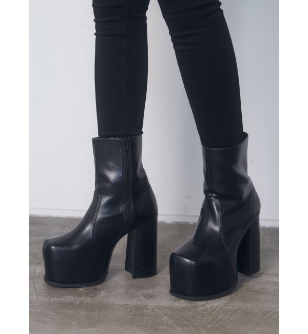 EMODA「トゥーカバーボリュームブーツ」|ショートブーツ|ブラック