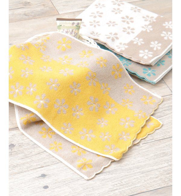 Lbc with Life「ランダム花柄スリムフェイスタオル」|タオル|イエロー