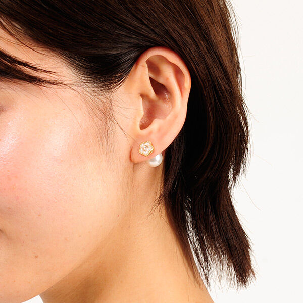 MARY QUANT「ラメエポビジューデイジー ピアス」|ピアス|