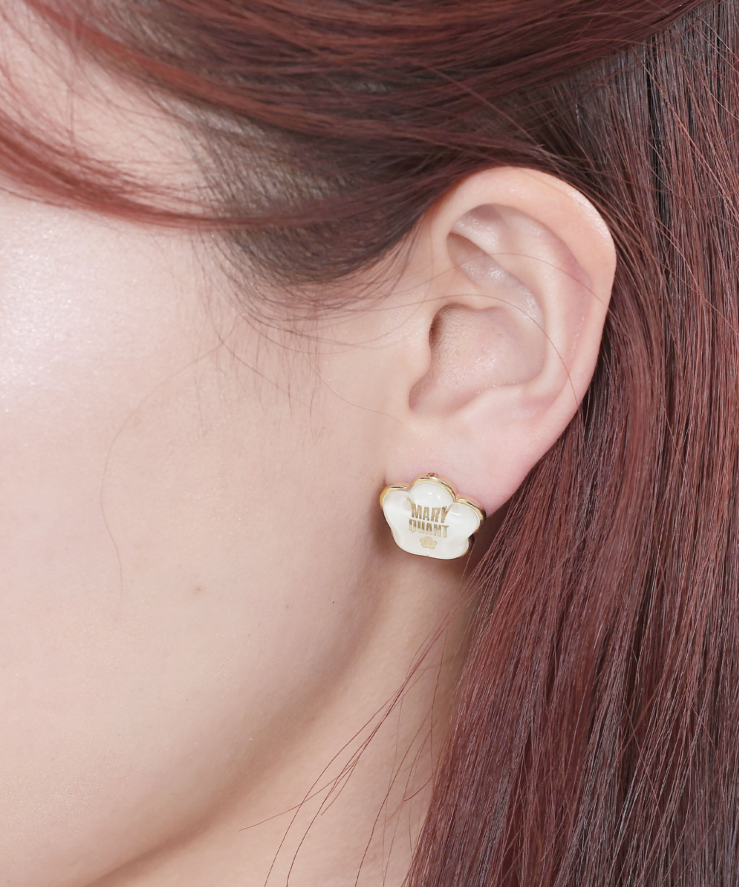 MARY QUANT「アクリルカバー ピアス」|ピアス|ホワイト