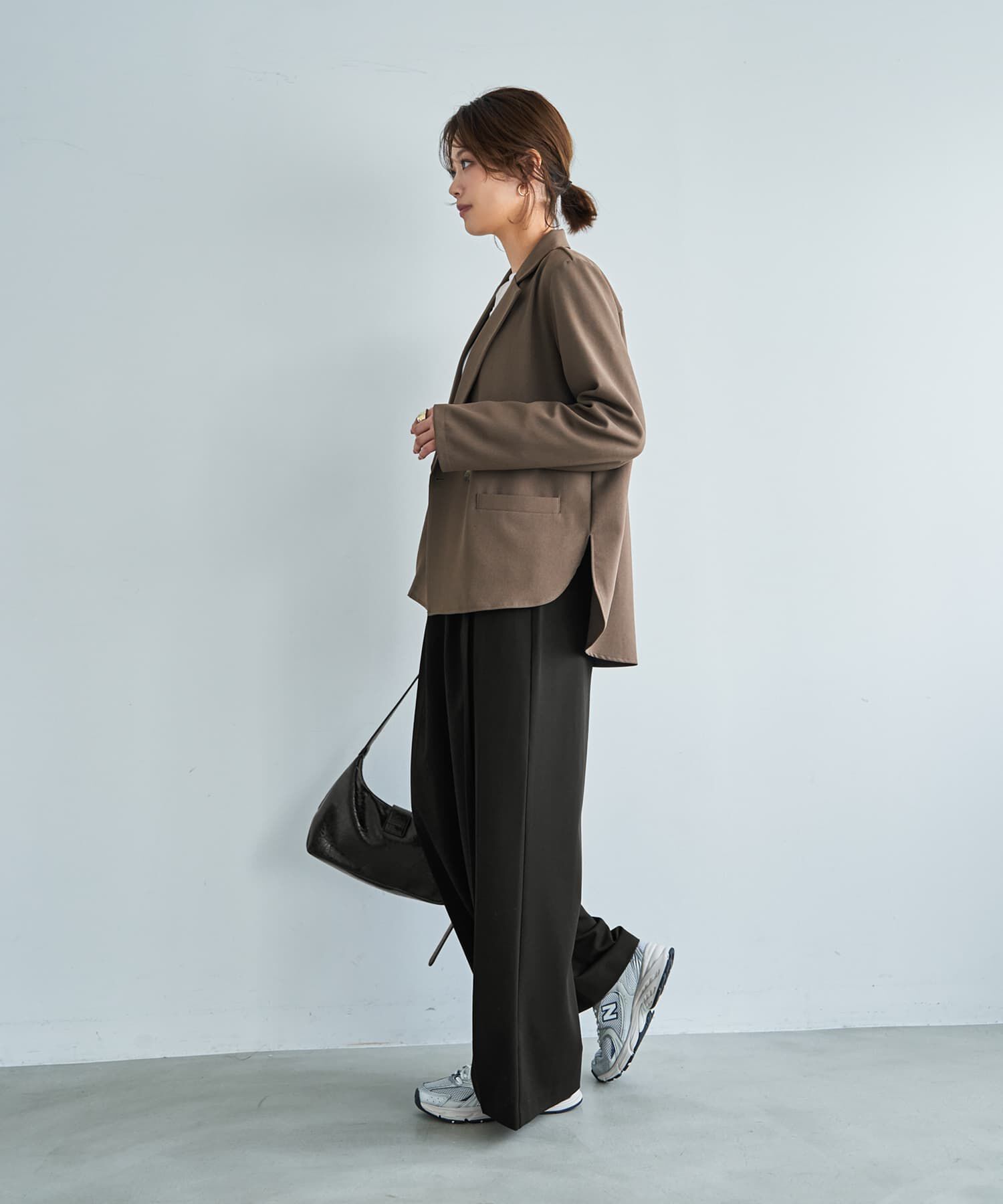 STYLE DELI「ブラウス生地の背面タックしなやかジャケット」|テーラードジャケット|