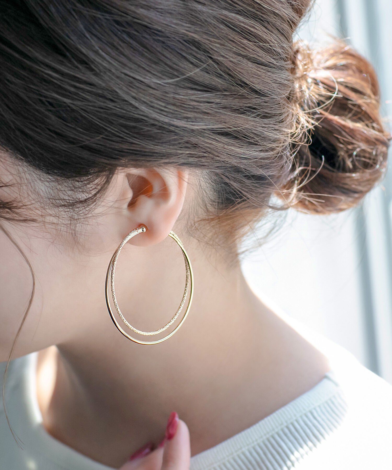 Phoebe「ダブルレイヤードフープイヤリング　ゴールド」|イヤリング|