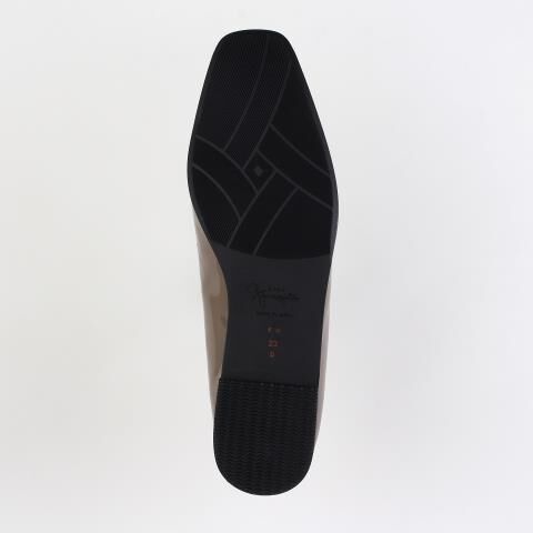 銀座かねまつ「KN255301ENAOAK 【本革】【防水】アクアベルソフトローファー」|パンプス|