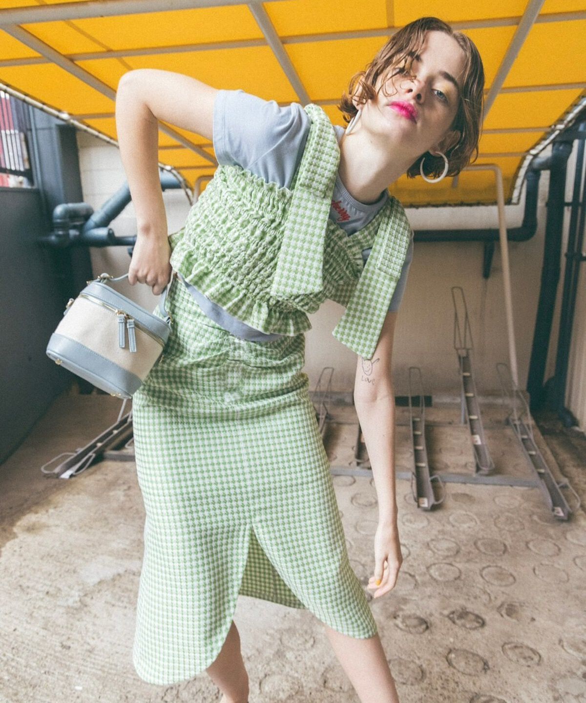 REDYAZEL「サッカーチェックセンタースリットスカート」|タイト|ミント