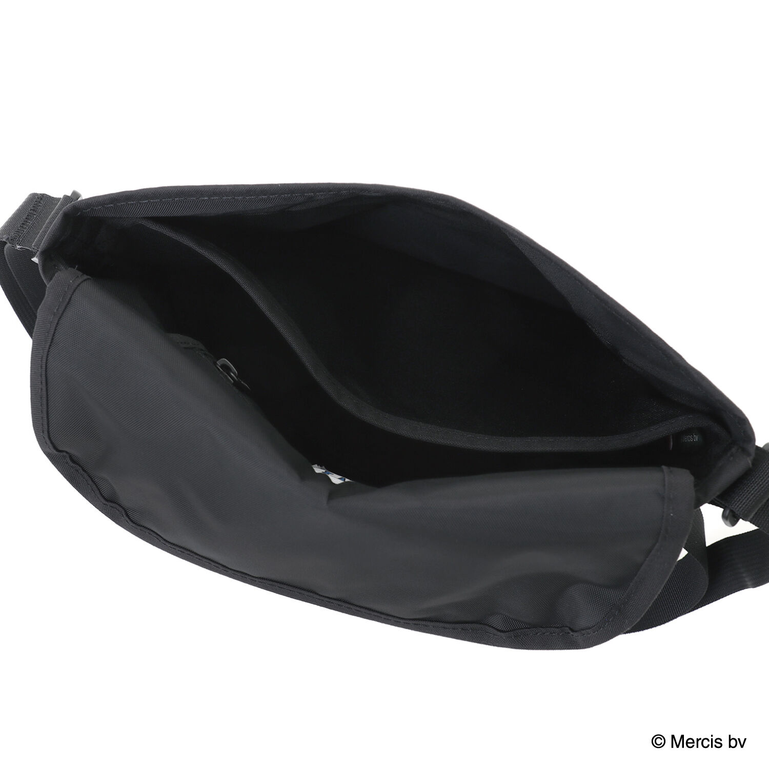 Manhattan Portage「NYLON MESSENGER BAG(XXS) BACK POCKET W/ DIVIDER MAGNET 500D CORDURA MIFFY 70TH」|ショルダー・メッセンジャー|