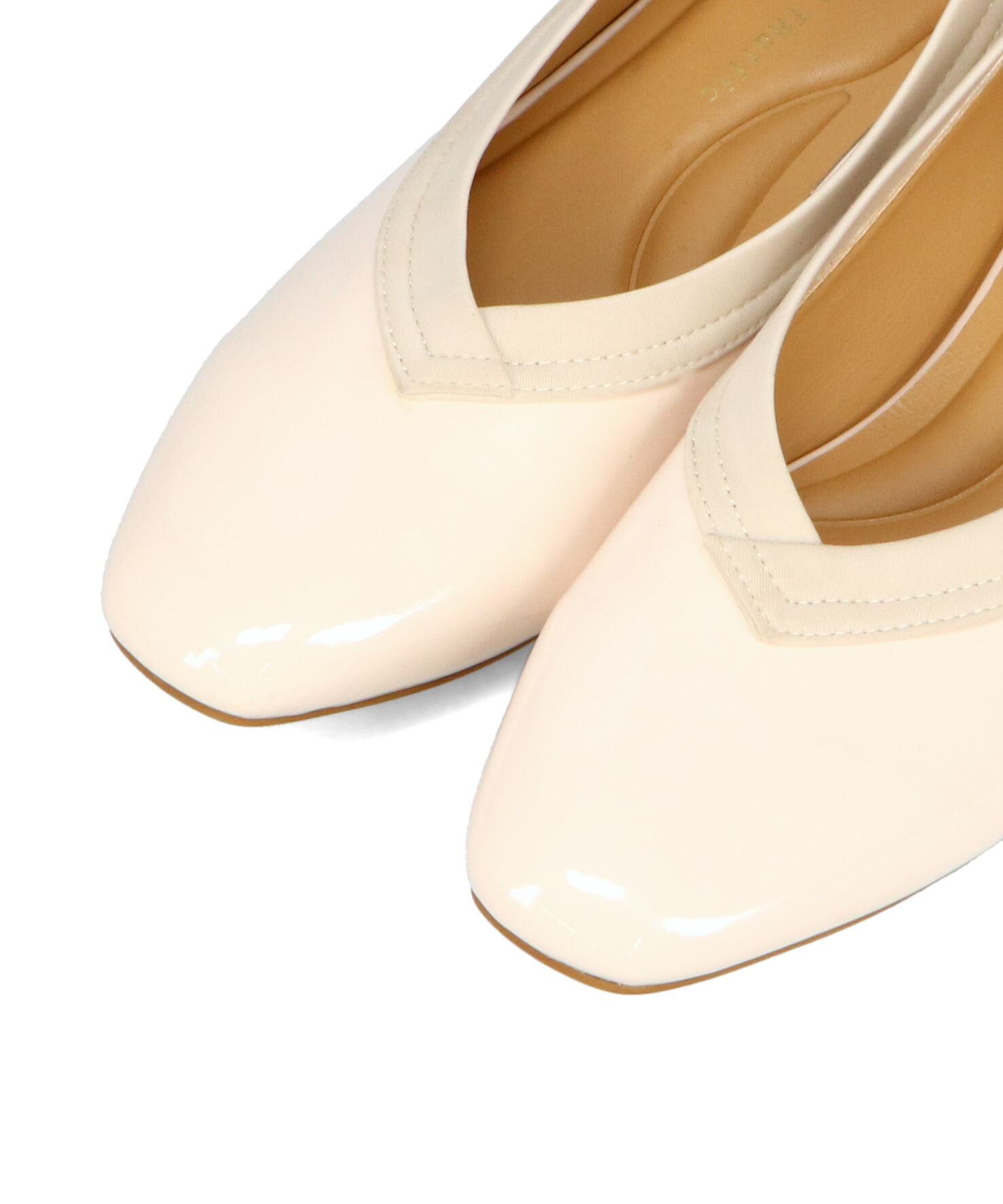 WA Oriental TRaffic「●2025春夏新作●柔らかクッションVカットパンプス/52111」|パンプス|