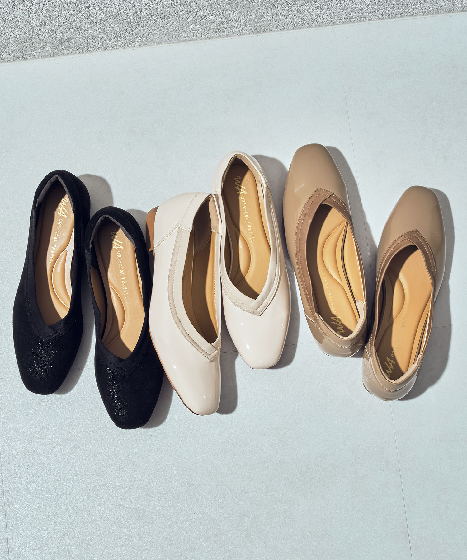 WA Oriental TRaffic「●2025春夏新作●柔らかクッションVカットパンプス/52111」|パンプス|BLACK