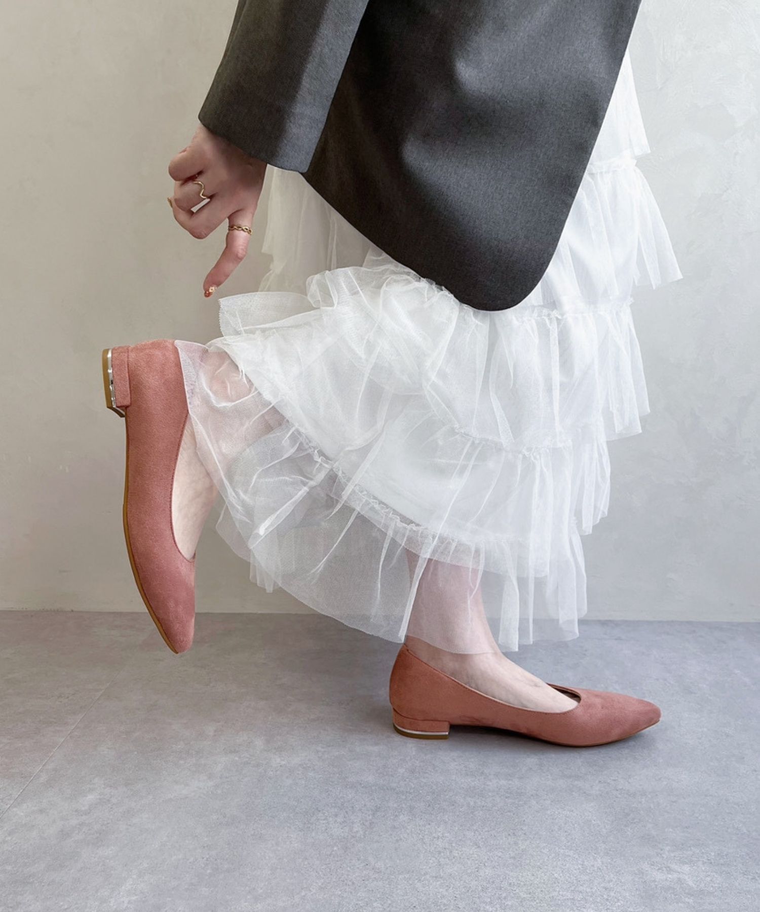 ORiental TRaffic「【跳べるパンプス/シリーズ累計１５０万足突破】メタリックライン フラット /R-3218 パンプス クッション」|パンプス|