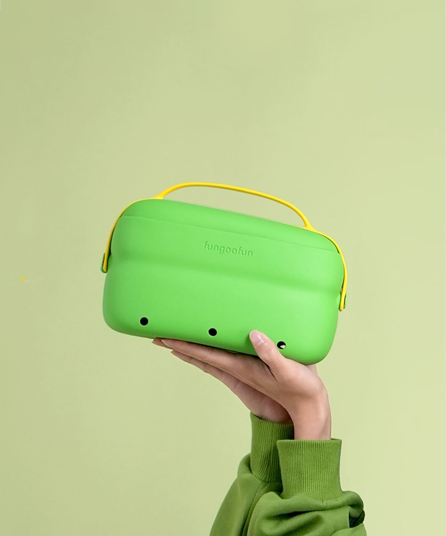 fungoofun「【WEB限定】EVA2in1マルチポーチ/G-0014 人気 トレンド 売れてる 柔らかい」|ハンドバッグ|