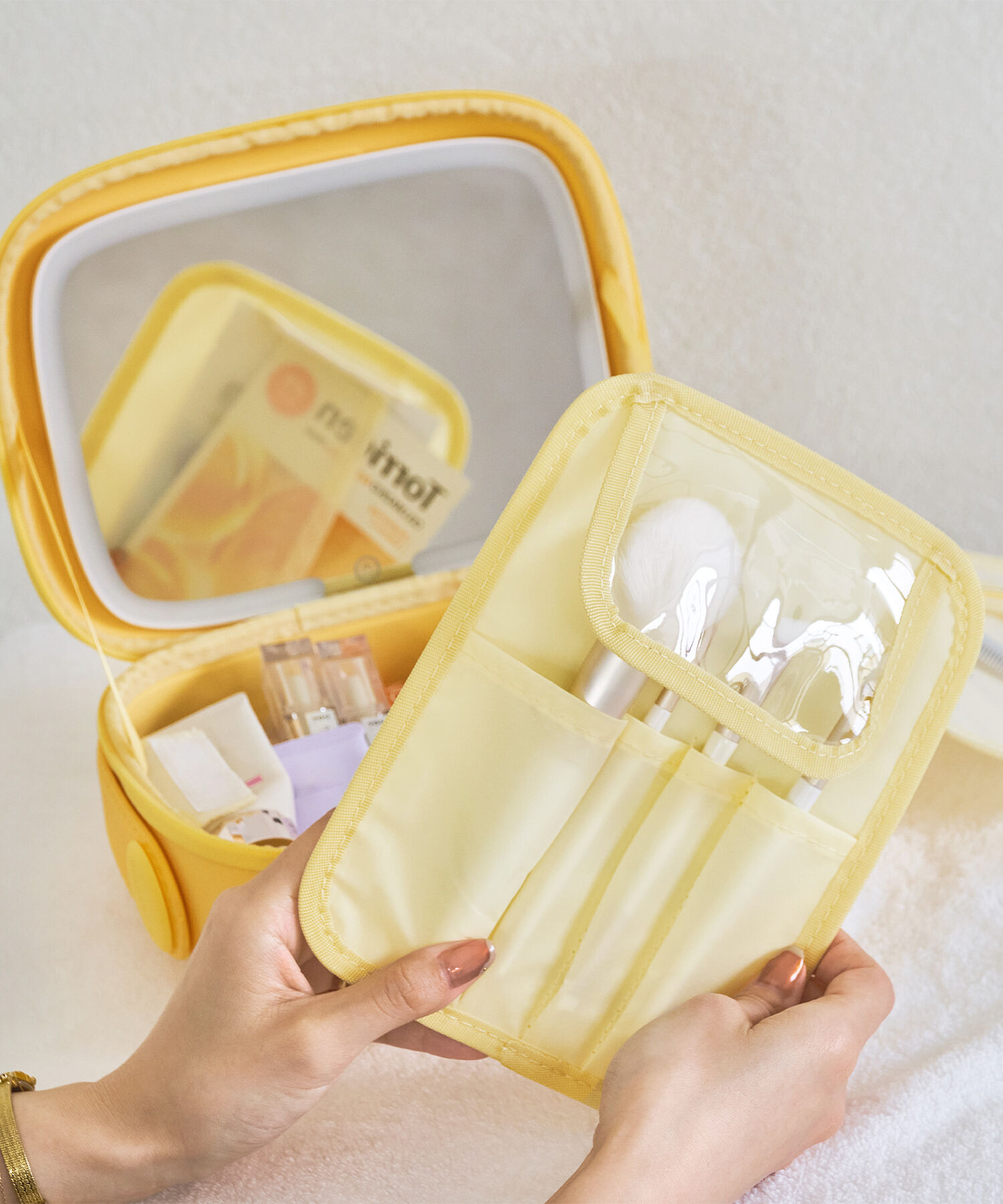 fungoofun「【WEB限定】EVAミラー付きポーチ/G-0024 ポーチ 人気 売れてる トレンド」|ハンドバッグ|