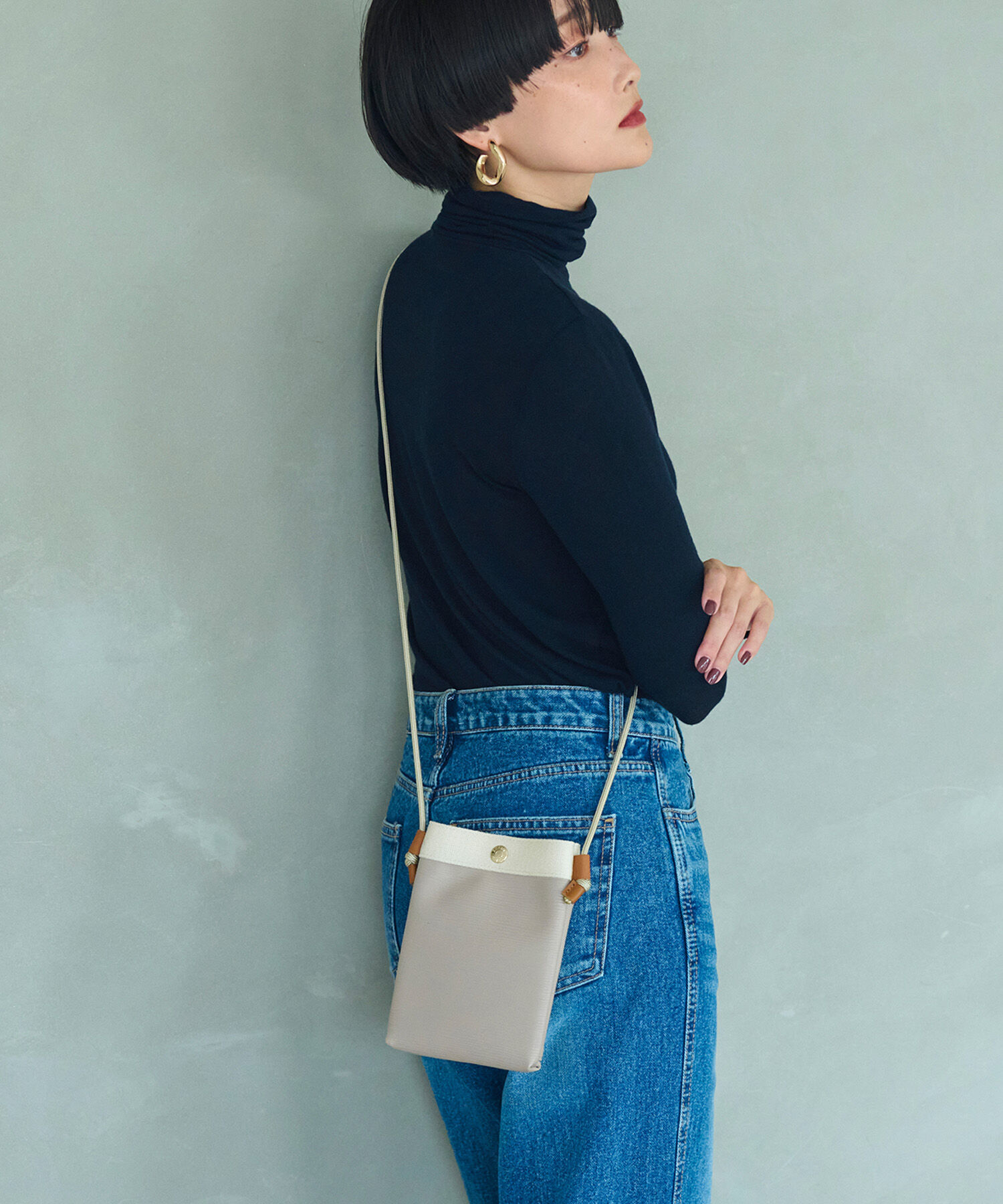 TOPKAPI BREATH「【VERY11月号掲載】【Breath TOPKAPI】 RIPPLE リプル スリム サコッシュ スマホショルダー 」|ショルダー・メッセンジャー|ペールベージュ