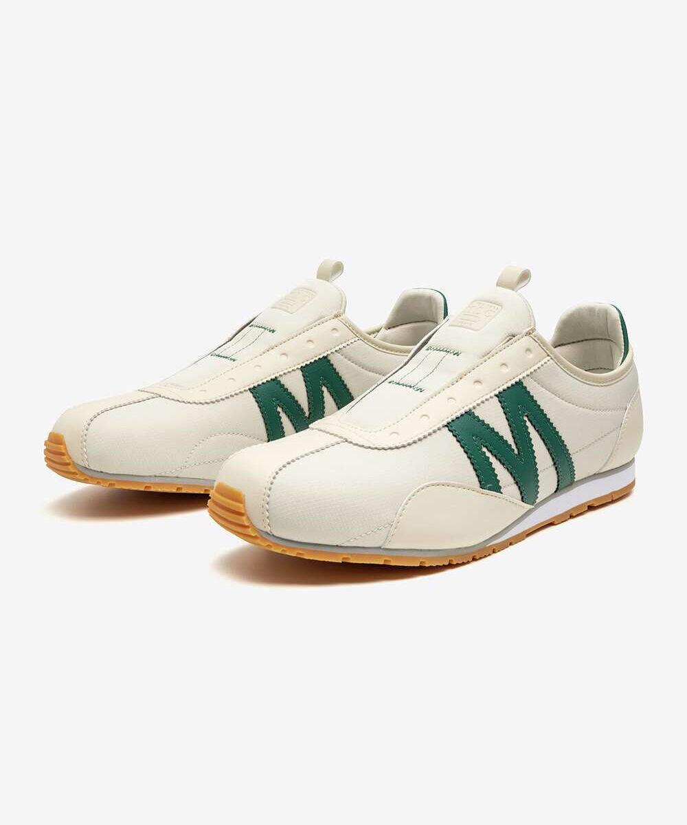 MIZUNO「MLC-00 SLIP-ON WP(防水)」|スニーカー|ベージュ