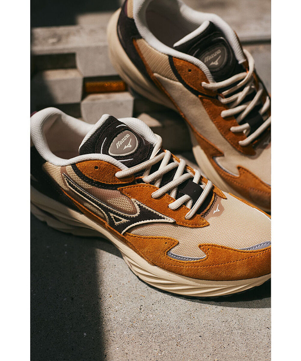 MIZUNO「WAVE RIDER &beta;」|スニーカー|